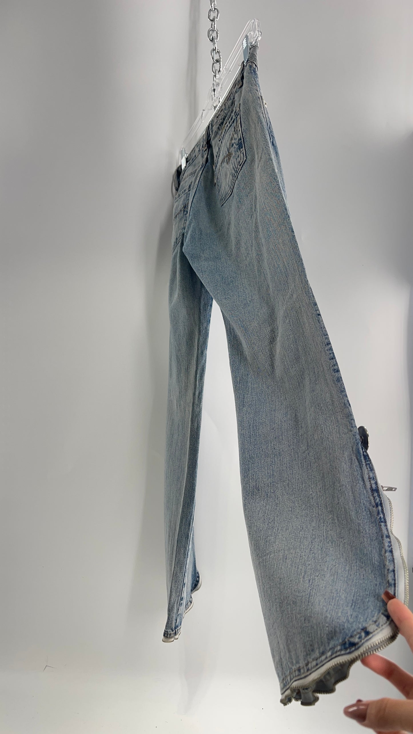 Vintage New Trips Light Wash Kick Flare Jeans with Zipper Hem Detail, V Waistline and Oversized Metal Buttons (40)