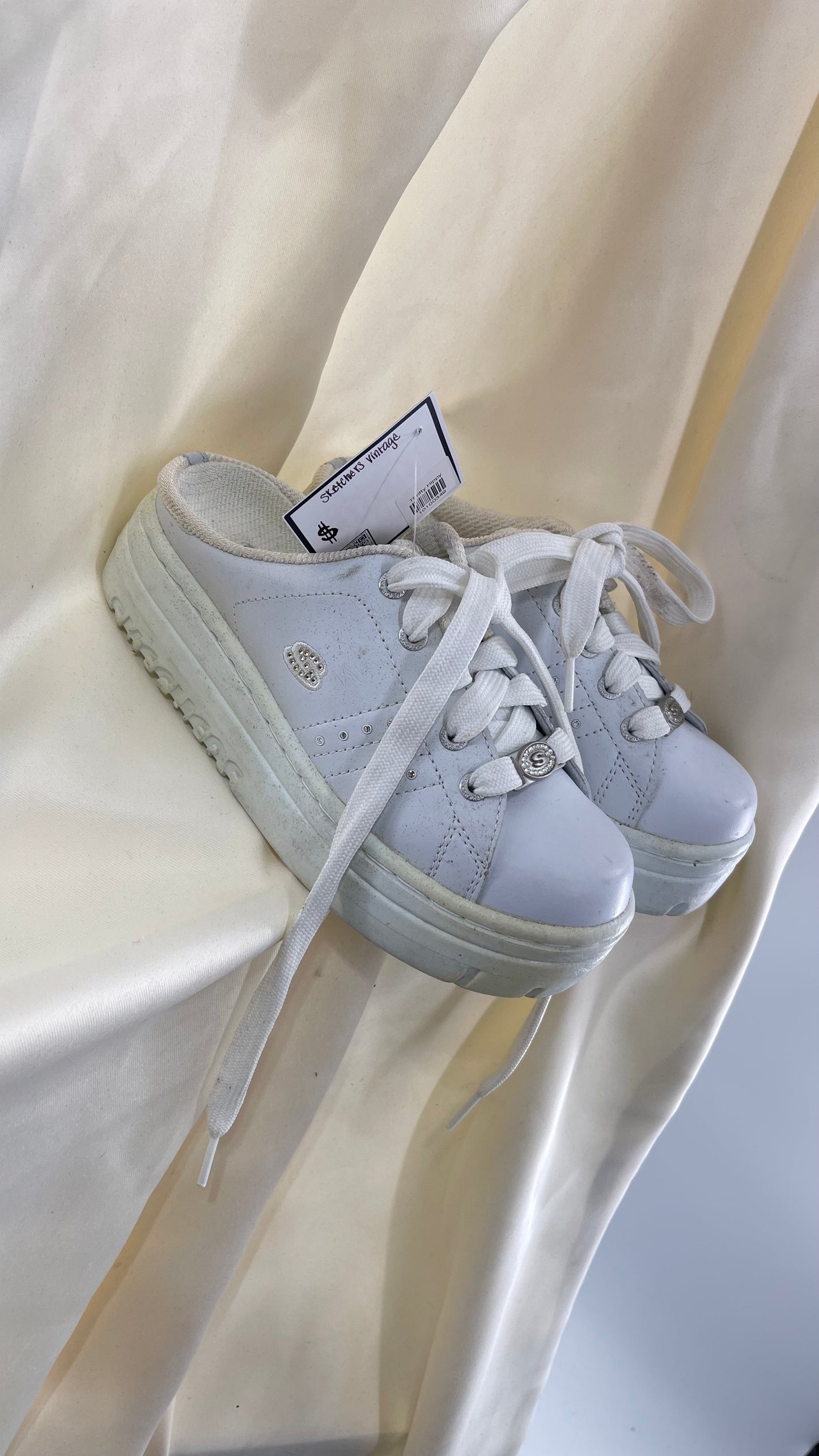 Vintage White Sketchers Slip on Platform Jammer Sneakers with Bedazzled Details (6)