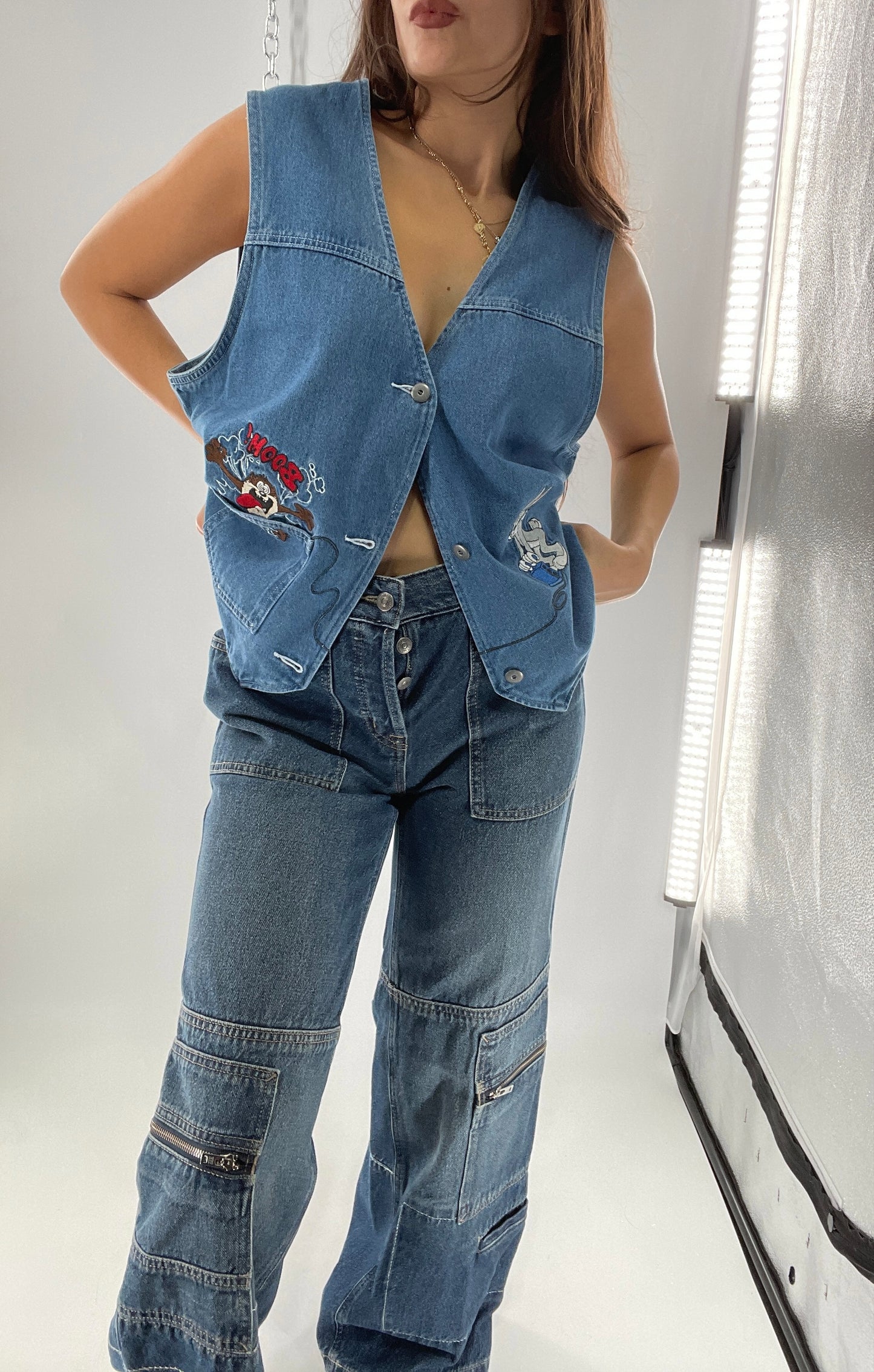 Vintage Looney Tunes Denim Vest with Embroidered Characters (Large)