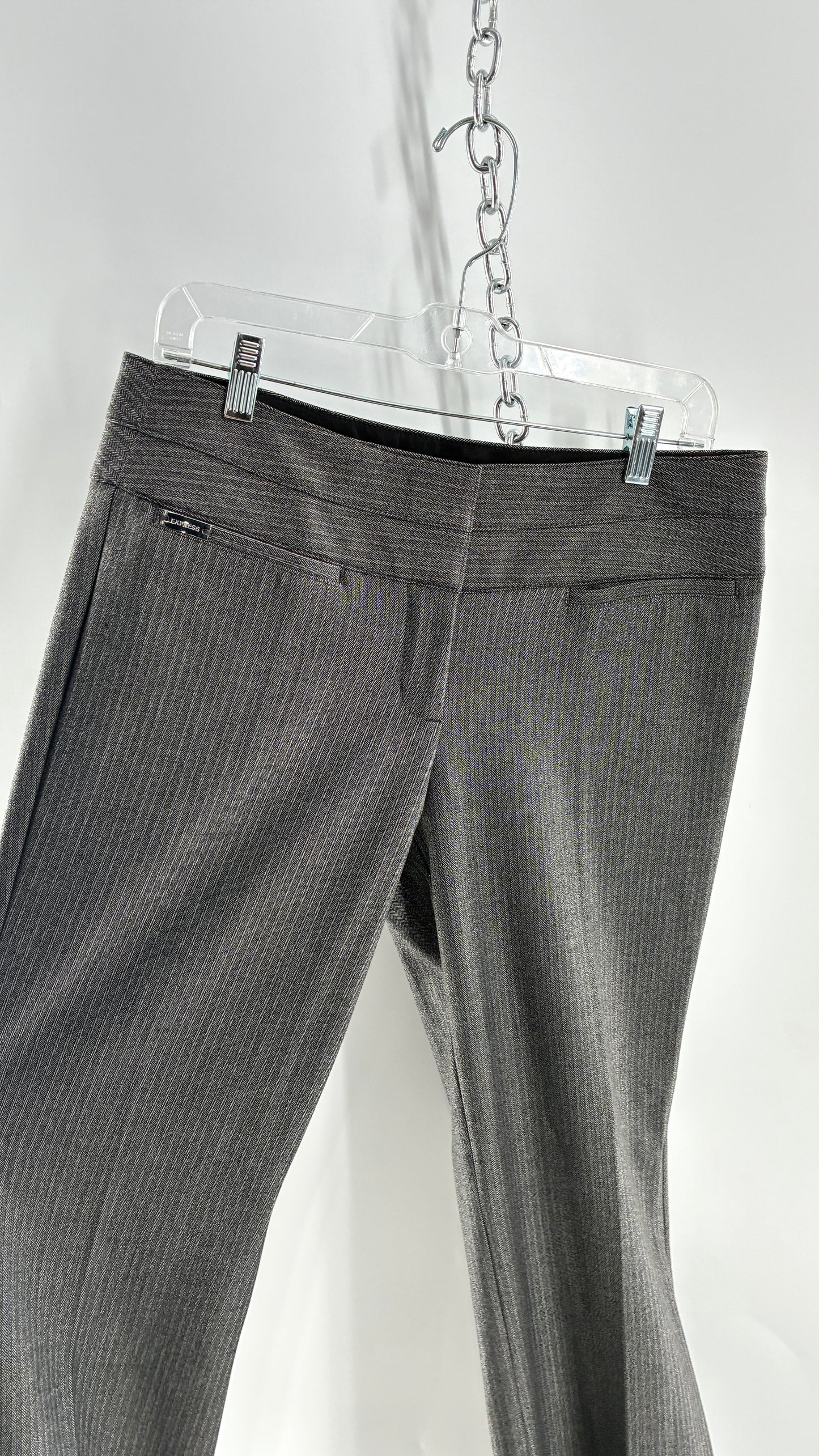 Vintage 1990s EXPRESS Editor Dark Grey Pinstripe Ultra Low Rise Thick Hip Band Kick Flares (6R)