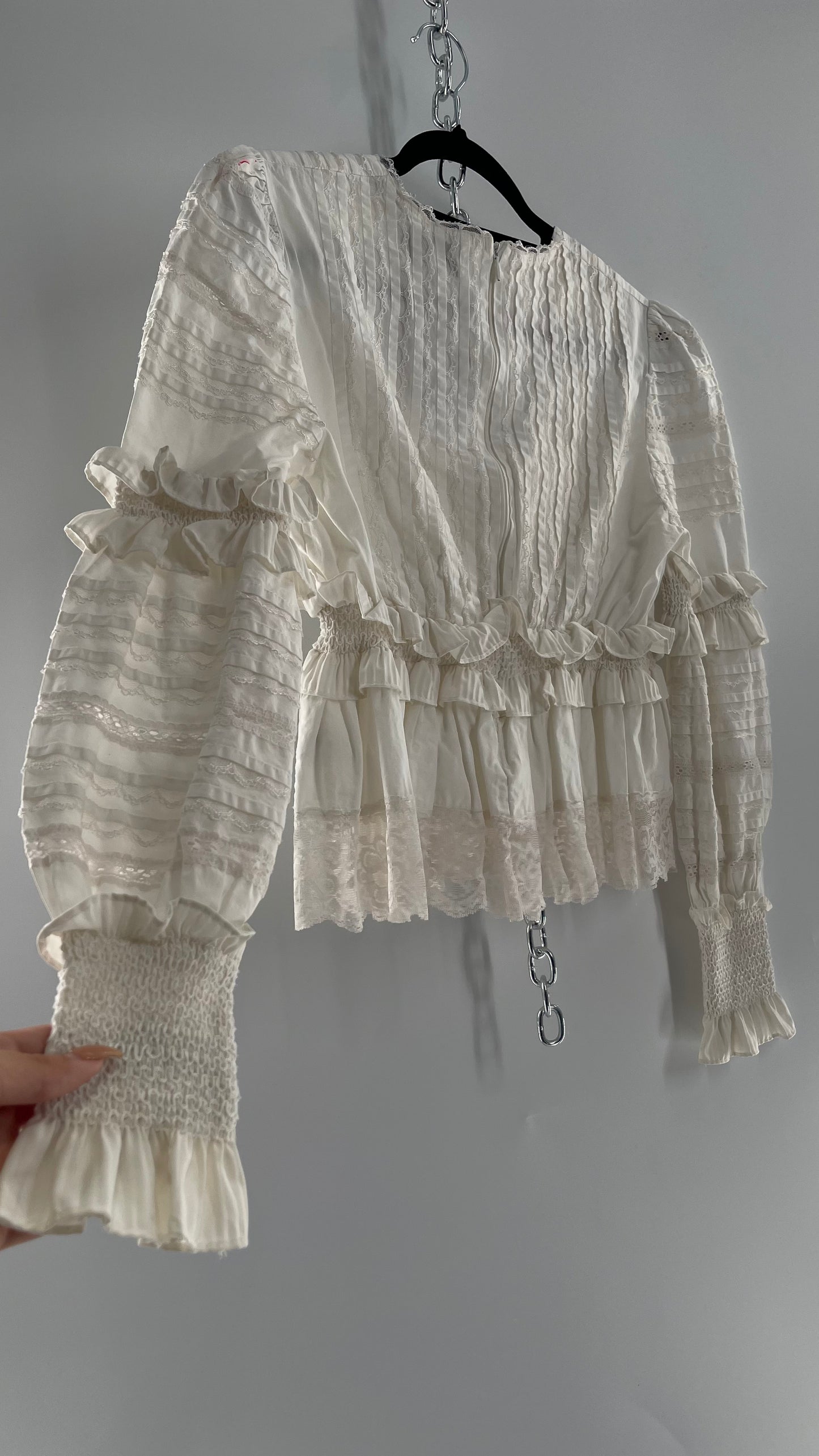 CISTAR NEW YORK White Balloon Sleeve Blouse Adorned in Delicate Ruffled and Lace (Medium)