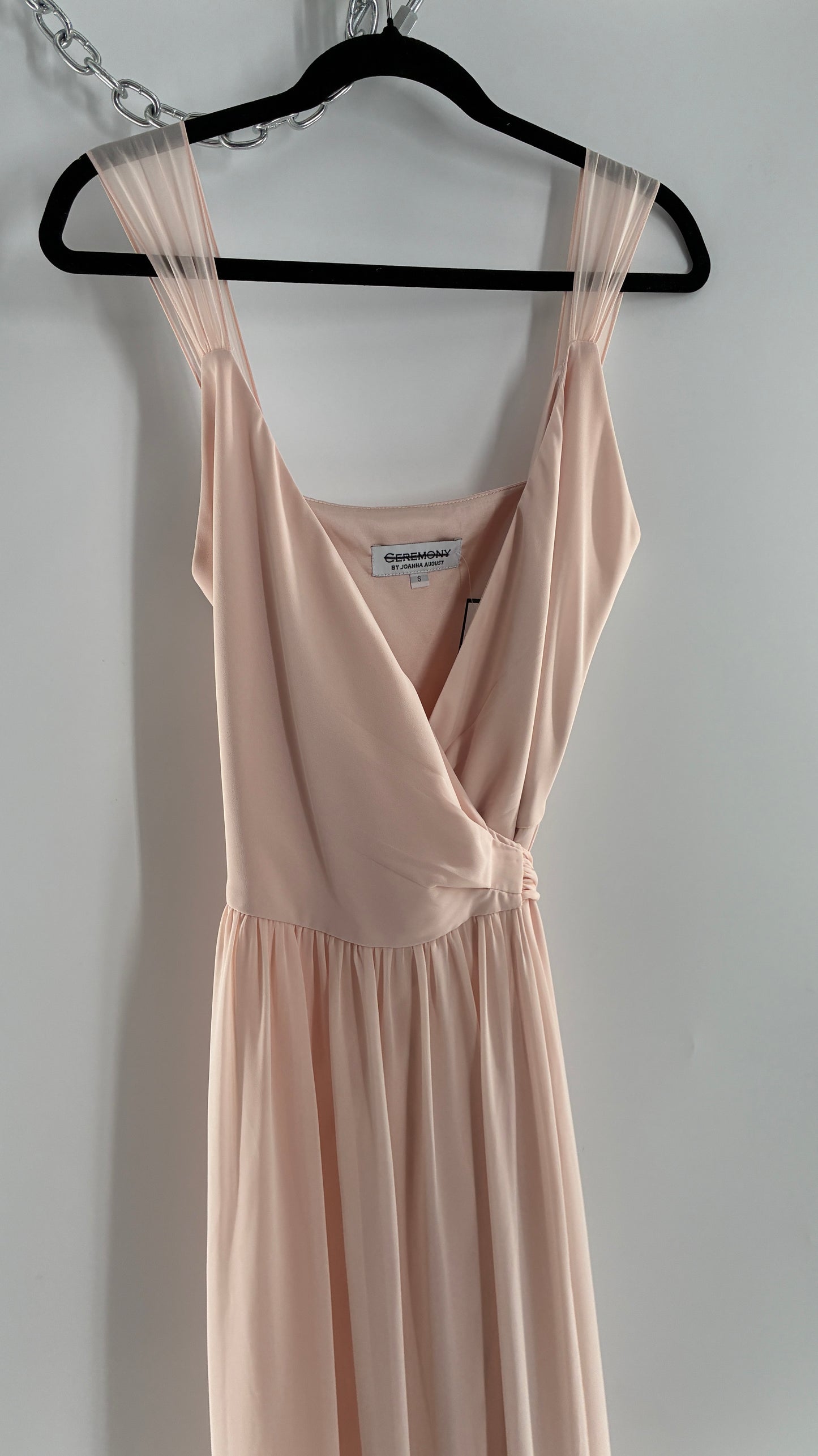 CEREMONY Joanna August Ballet Slipper Pink Vented Gown with Tied Waist (Small)