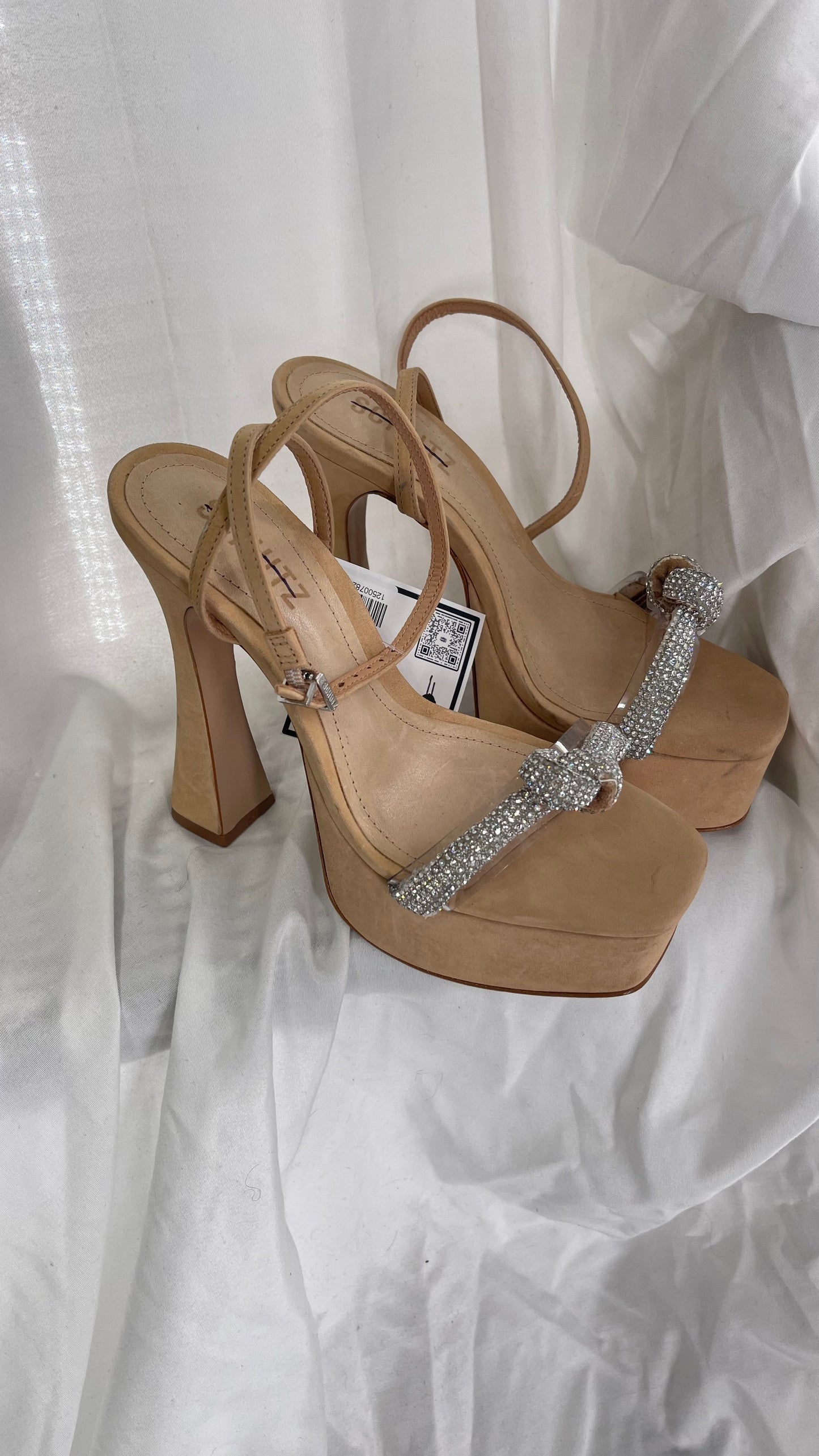 SCHÜTZ Peaky Beige/Tan/Nude Platform Heel with Funky Heel and Clear Knot Rhinestone Toe Strap (6)