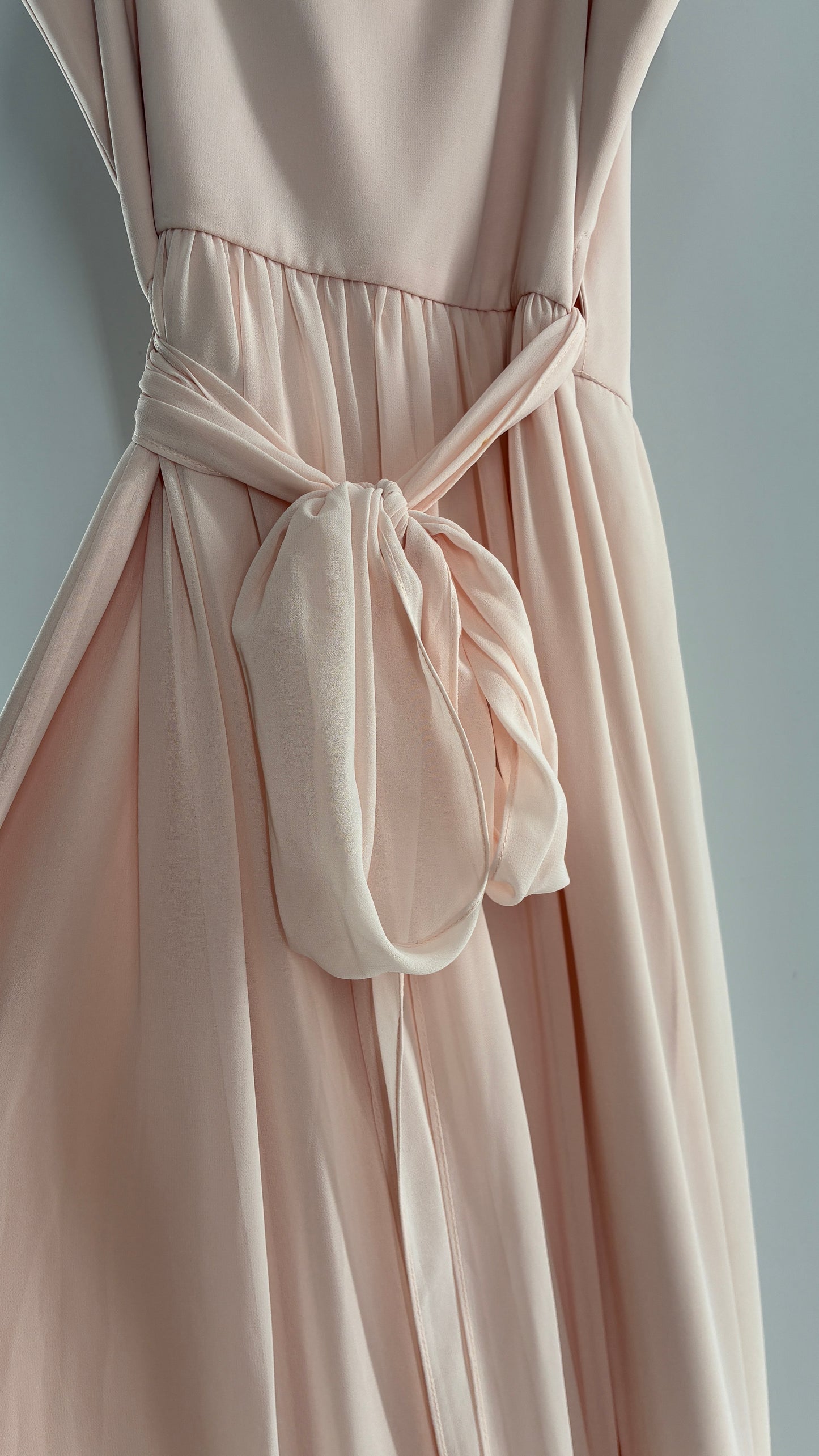 CEREMONY Joanna August Ballet Slipper Pink Vented Gown with Tied Waist (Small)