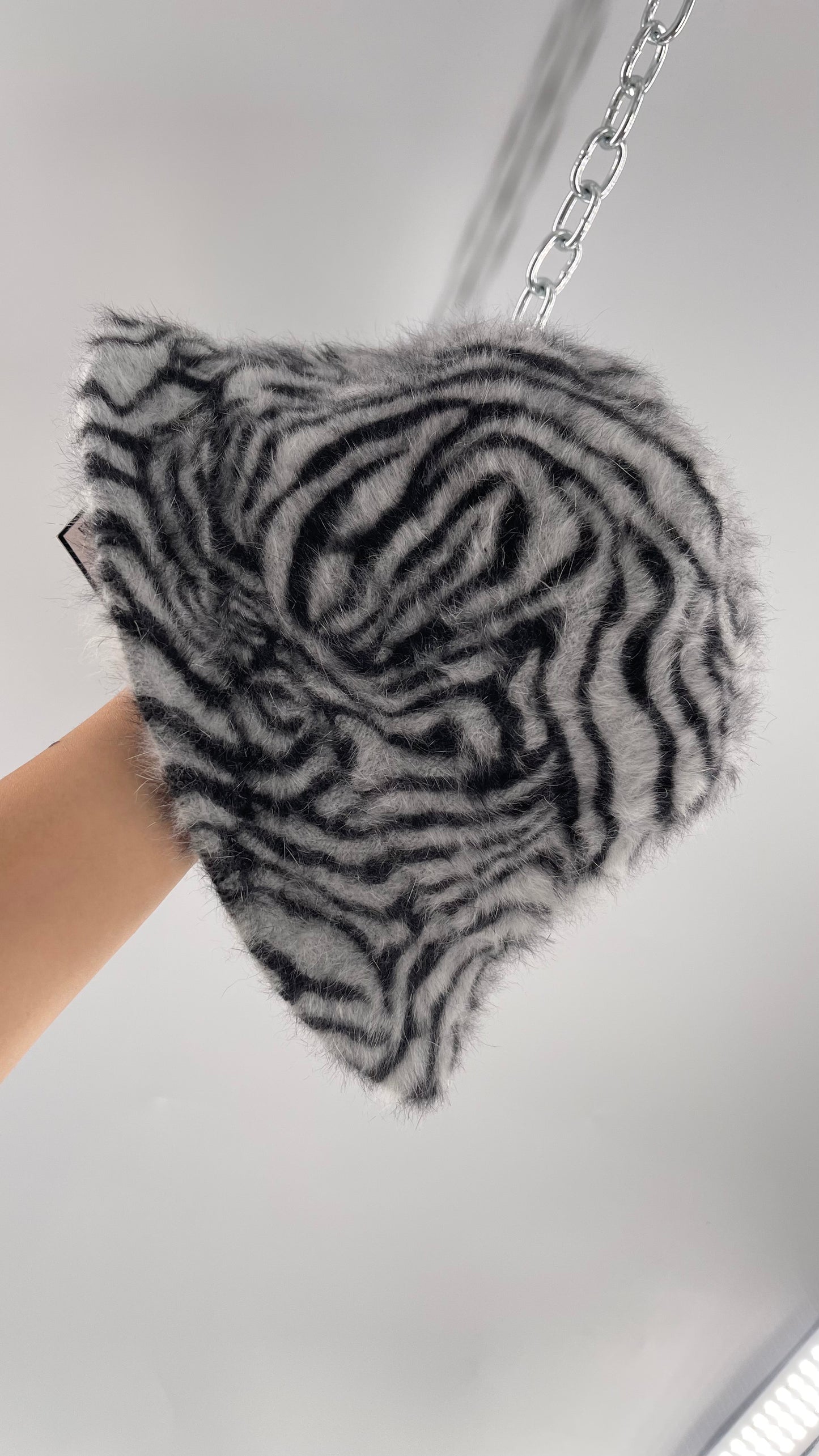 Vintage Designer Filippo Catarzi 80% Angora Zebra Printed Bucket Hat