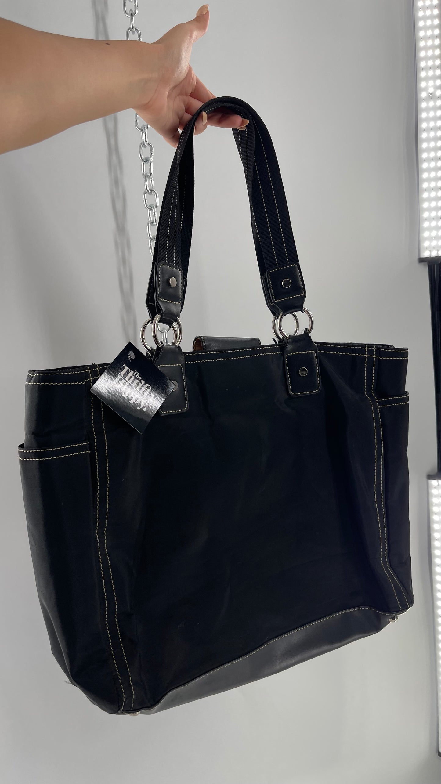 Vintage Oversized Black Exaggerated Pocket Tote Bag with Contrast Stitching