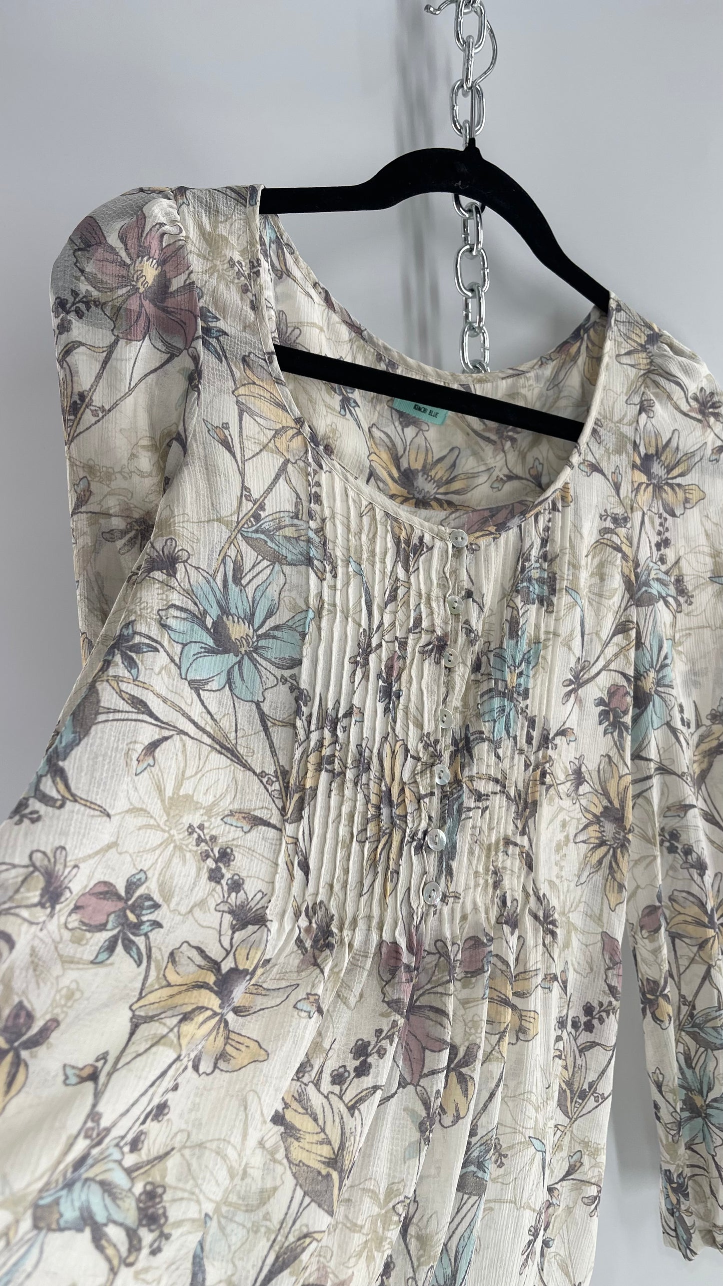 Kimchi Blue Urban Outfitters Sheer Prairie Top (Medium)
