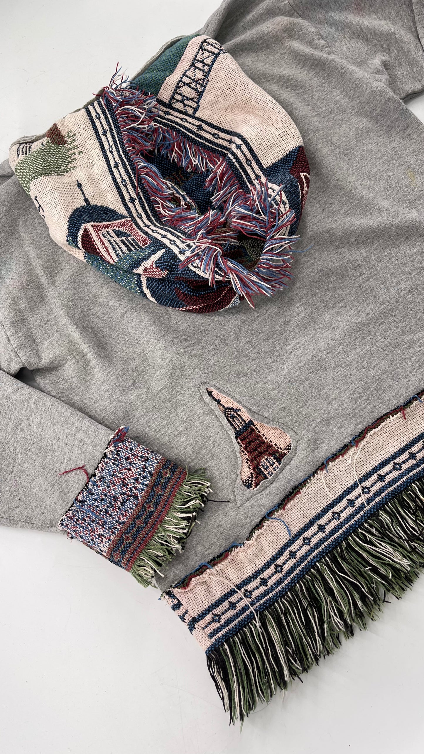 CUSTOM NY Tappanzee Rugged Distressed Blanket Hoodie with Coloration Gradient (S/M)