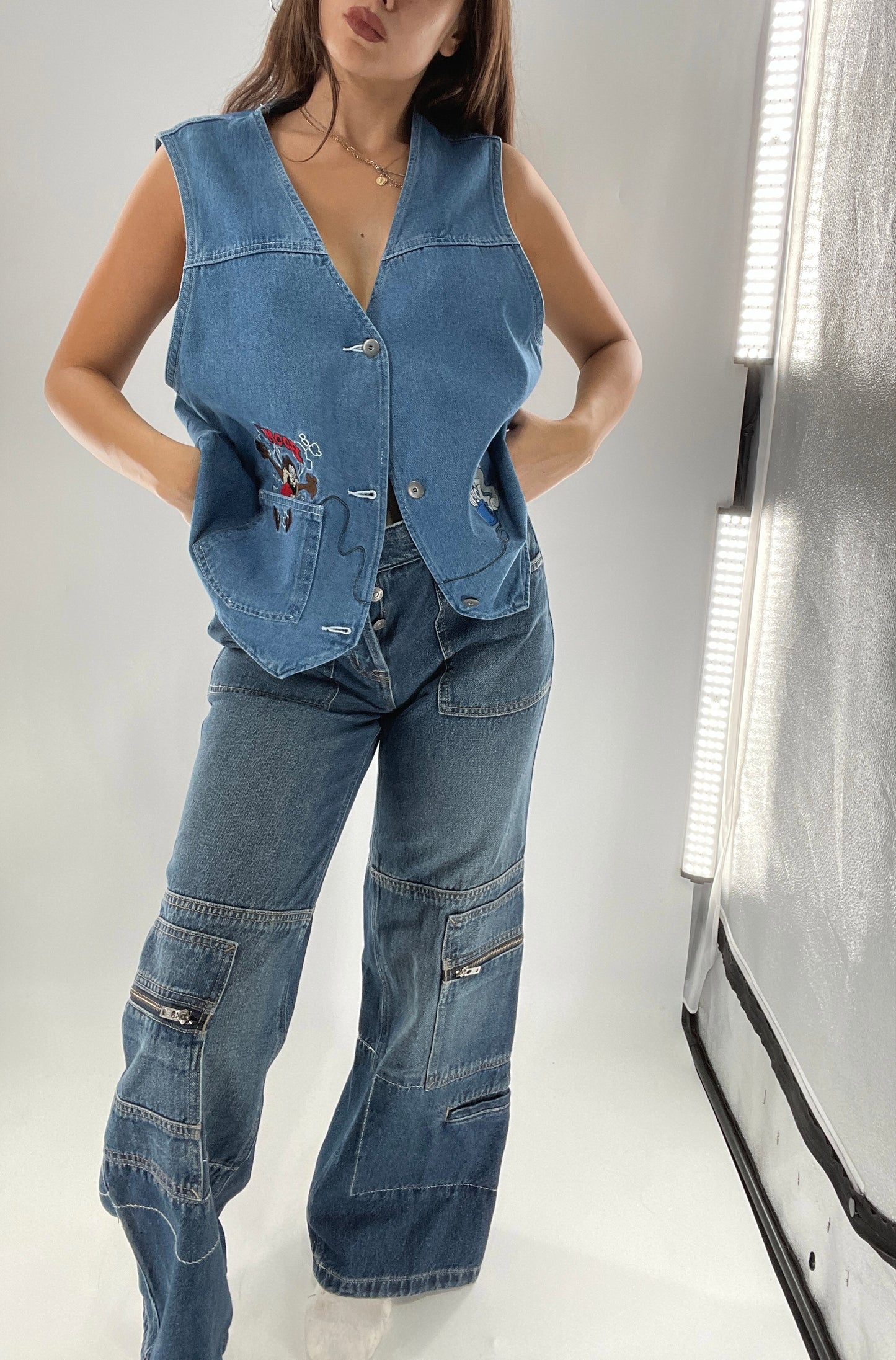 Vintage Looney Tunes Denim Vest with Embroidered Characters (Large)