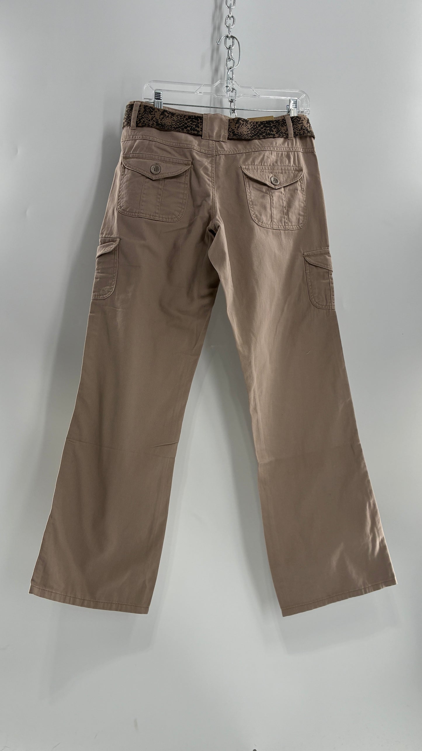Deadstock Vintage MOKACHINO Tan Low Rise Cargos with Grommet Belt and Zipper Details (4,10)