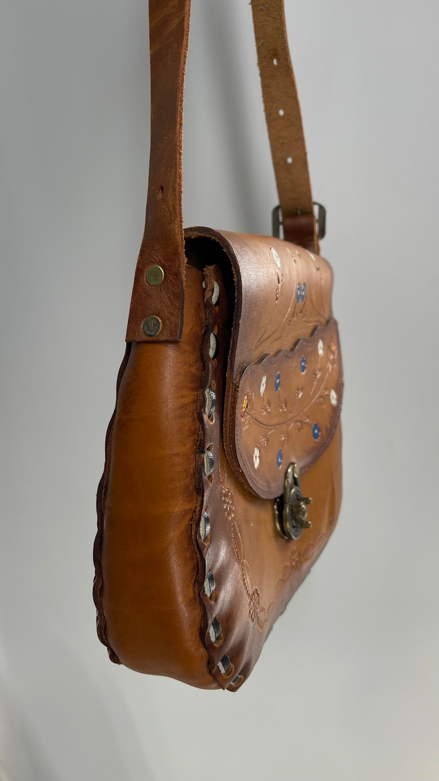 Vintage 1970s Mexico Leather Saddle Bag with Engravings, Stitching and Turnstile Closure