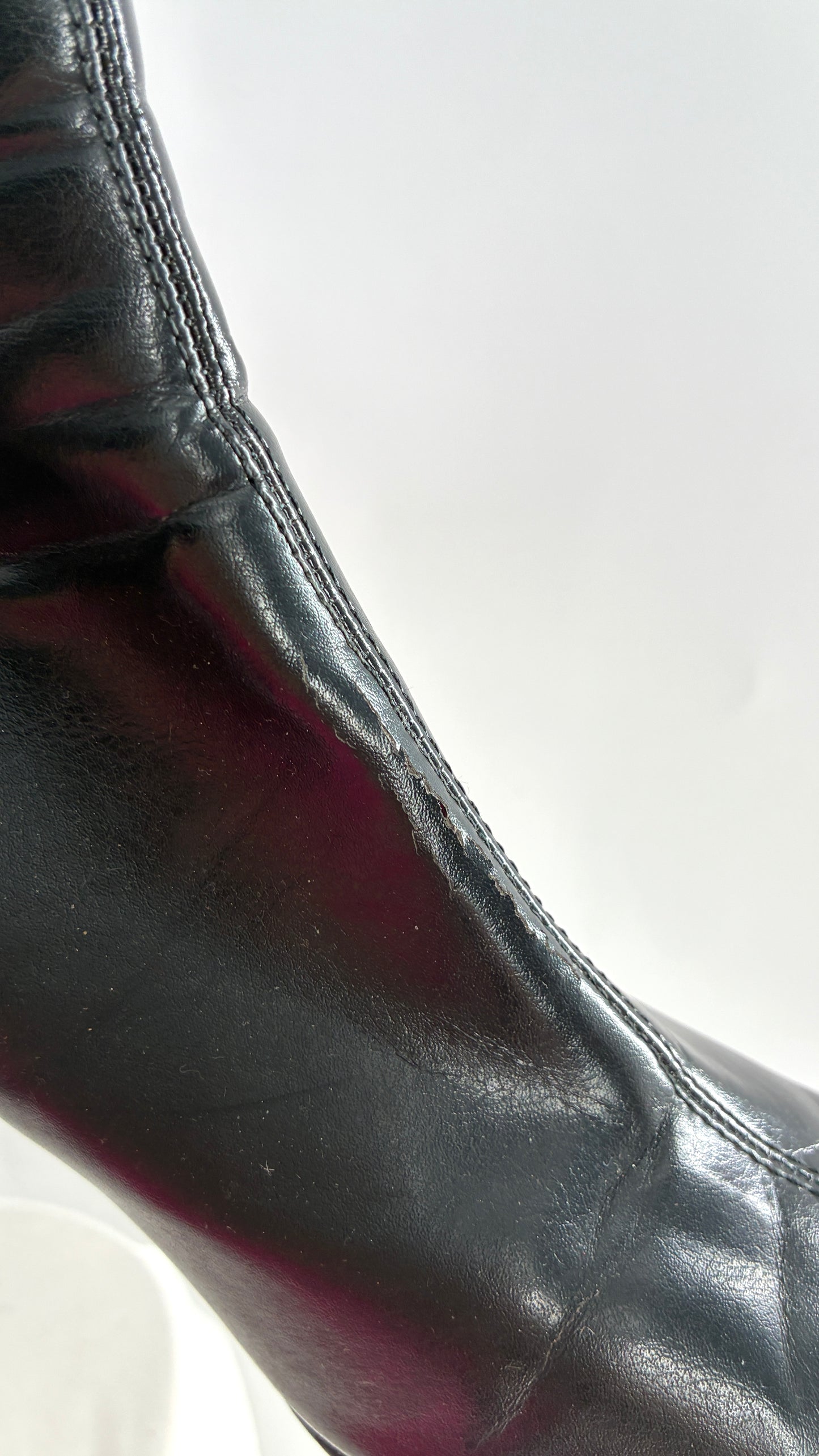 Vintage EXPRESSIONS Black Square Toe Kitten Heel Boots with Lace Up, Bow Side Details (8)