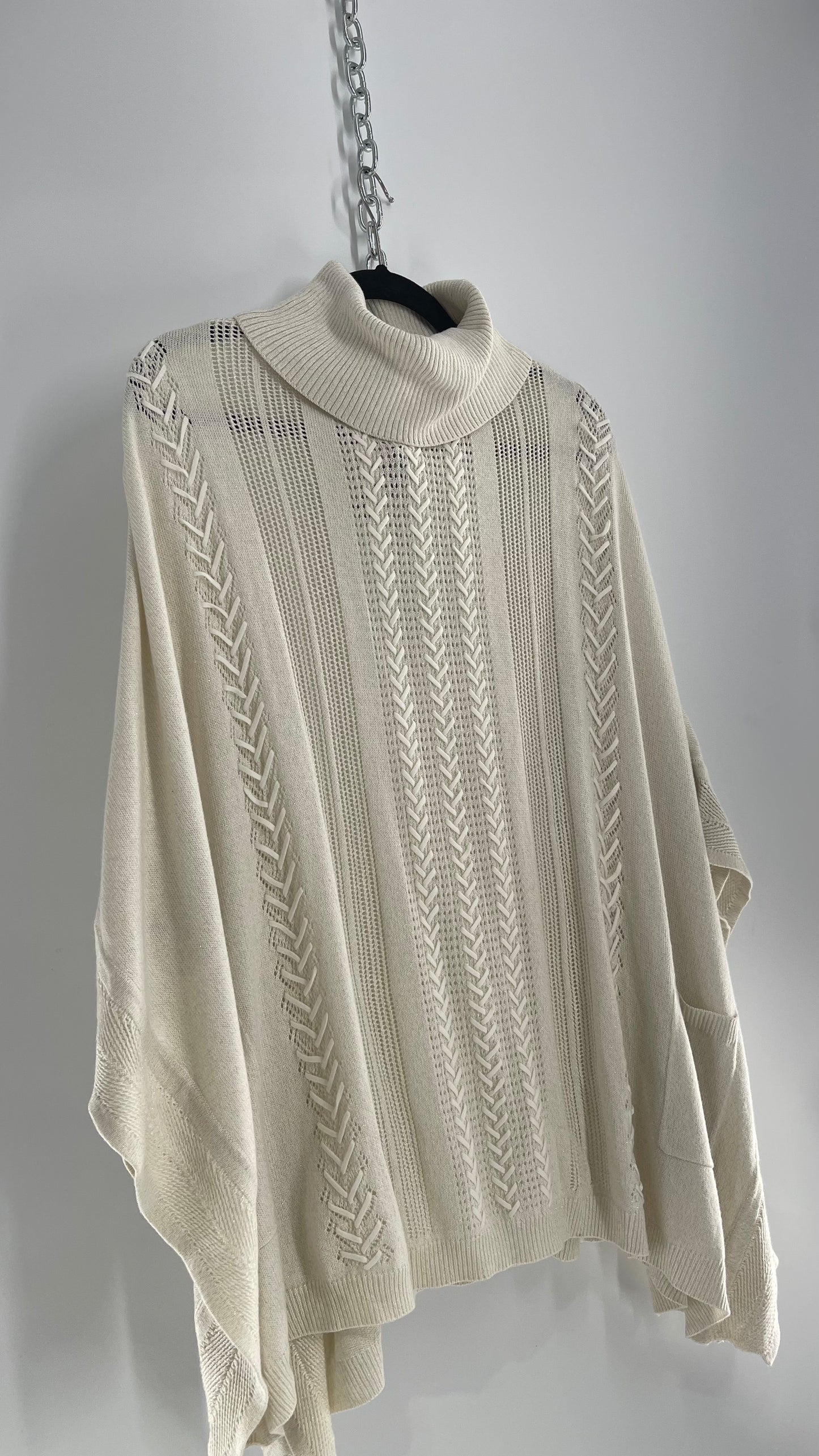 White House| Black Market Glittery Silver and Gold Tinsel Turtle Neck Sweater (L/XL)