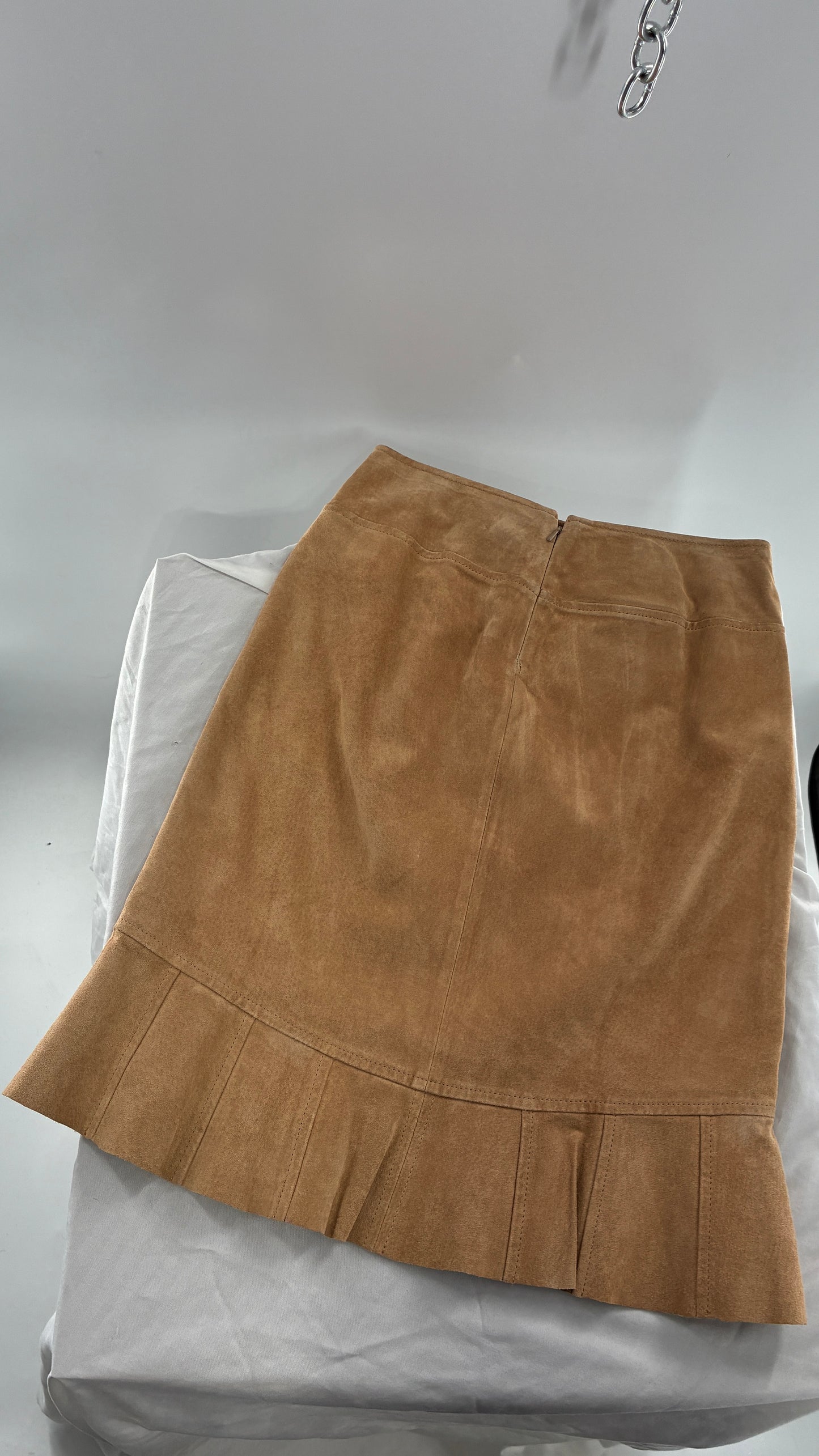 Vintage Moda International Genuine Leather Pleated Hem Skirt with Rounded Hip Panels (0)