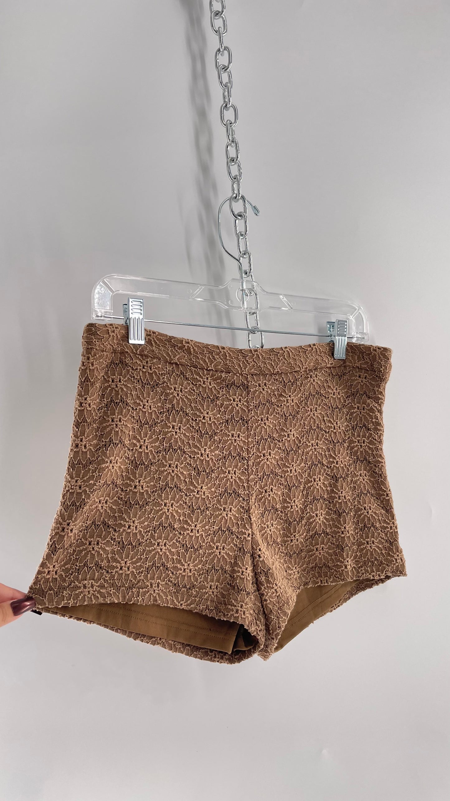 Free People Brown Floral Lace Shorts (6)