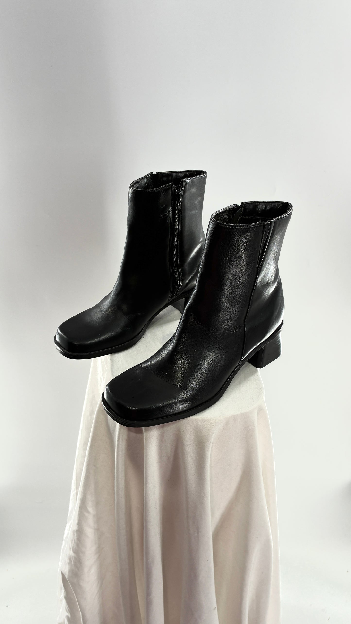 Vintage Naturalizer Black Square Toe Genuine Leather Block Heel Boots Made in Brazil (8)