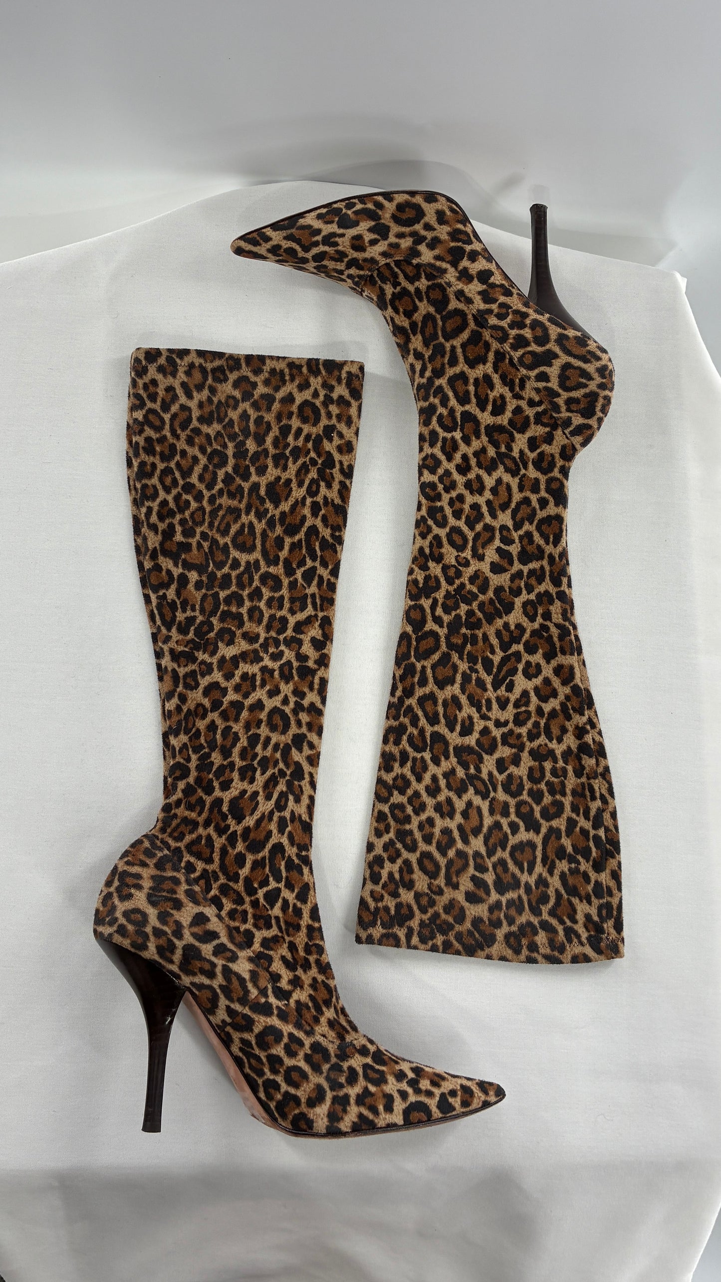 Vintage 1990s MARTINEZ VALERO Cheetah Print, Pointed Toe, Skinny Heel Knee High Boots (8)