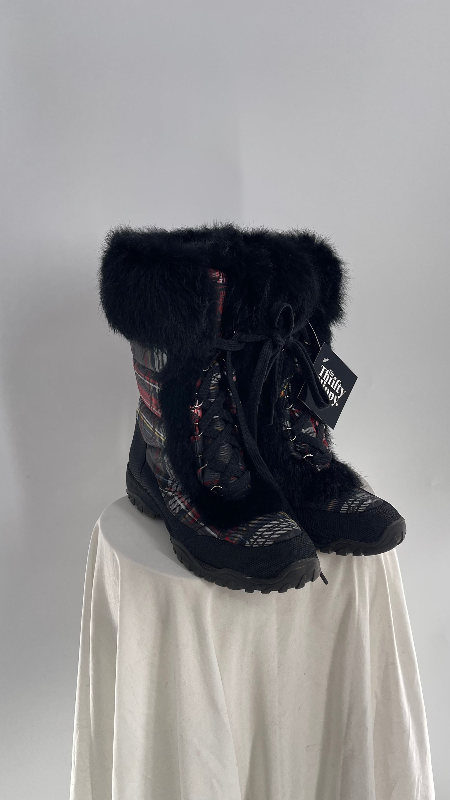 Vintage COACH Jennie Plaid Quilted Logo Patterned Boots with Rabbit Fur Trim (9)