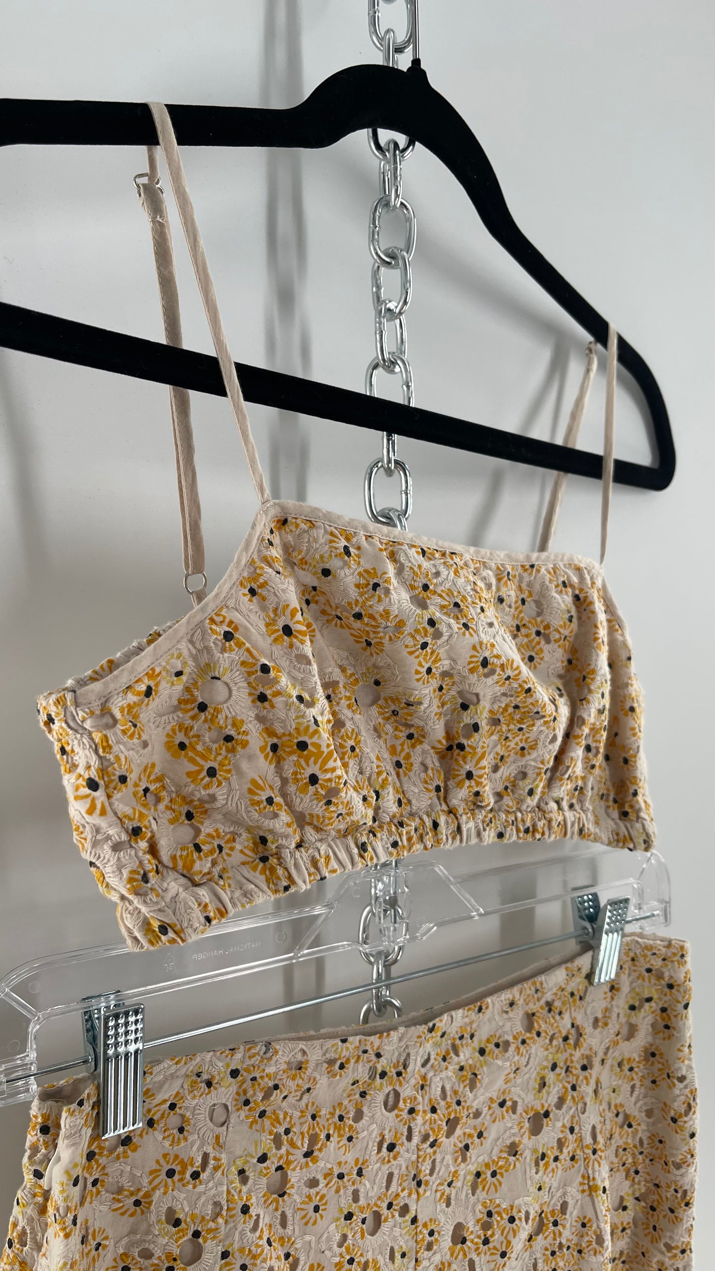Urban Outfitters Eyelet Lace Daisy Print 2pc Shorts and Bustier Tank Set (Small Top Medium Bottoms)