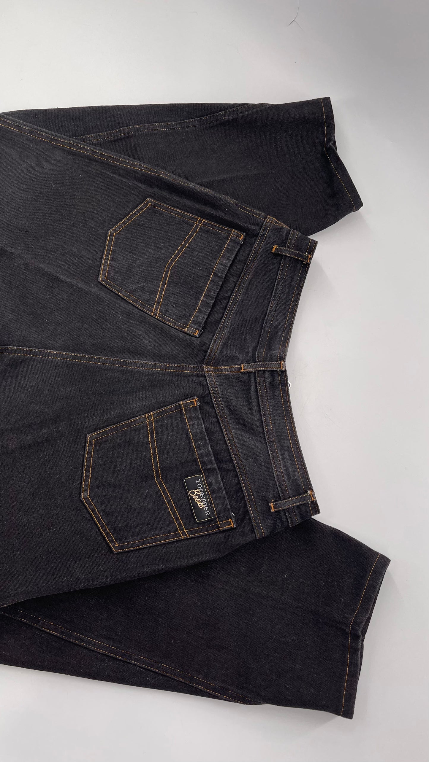 Vintage TOGETHER Basics Dark Gray 80s/90s Tapered, Pleated Waist Old School Embroidered Jeans (14)