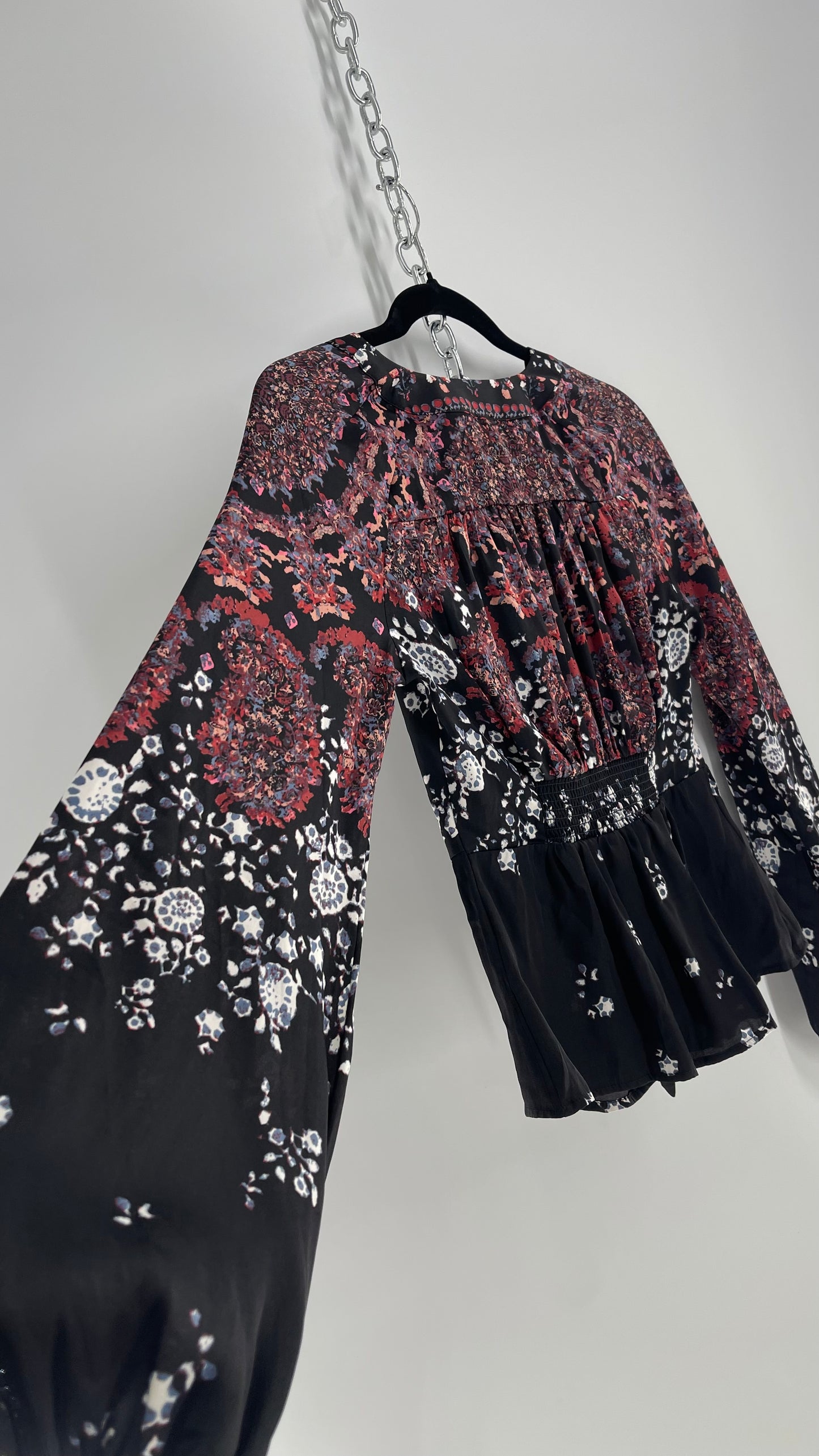Free People Black Silky Balloon Sleeve Tie Bust Blouse with Button Bag (XS)
