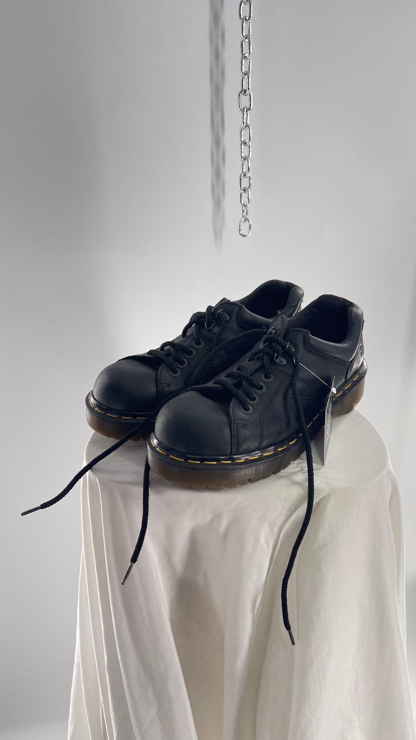 Vintage Chunky Rounded Toe Doc Martens Oxfords Black Leather (Men’s 7 Women’s 9.5/10)