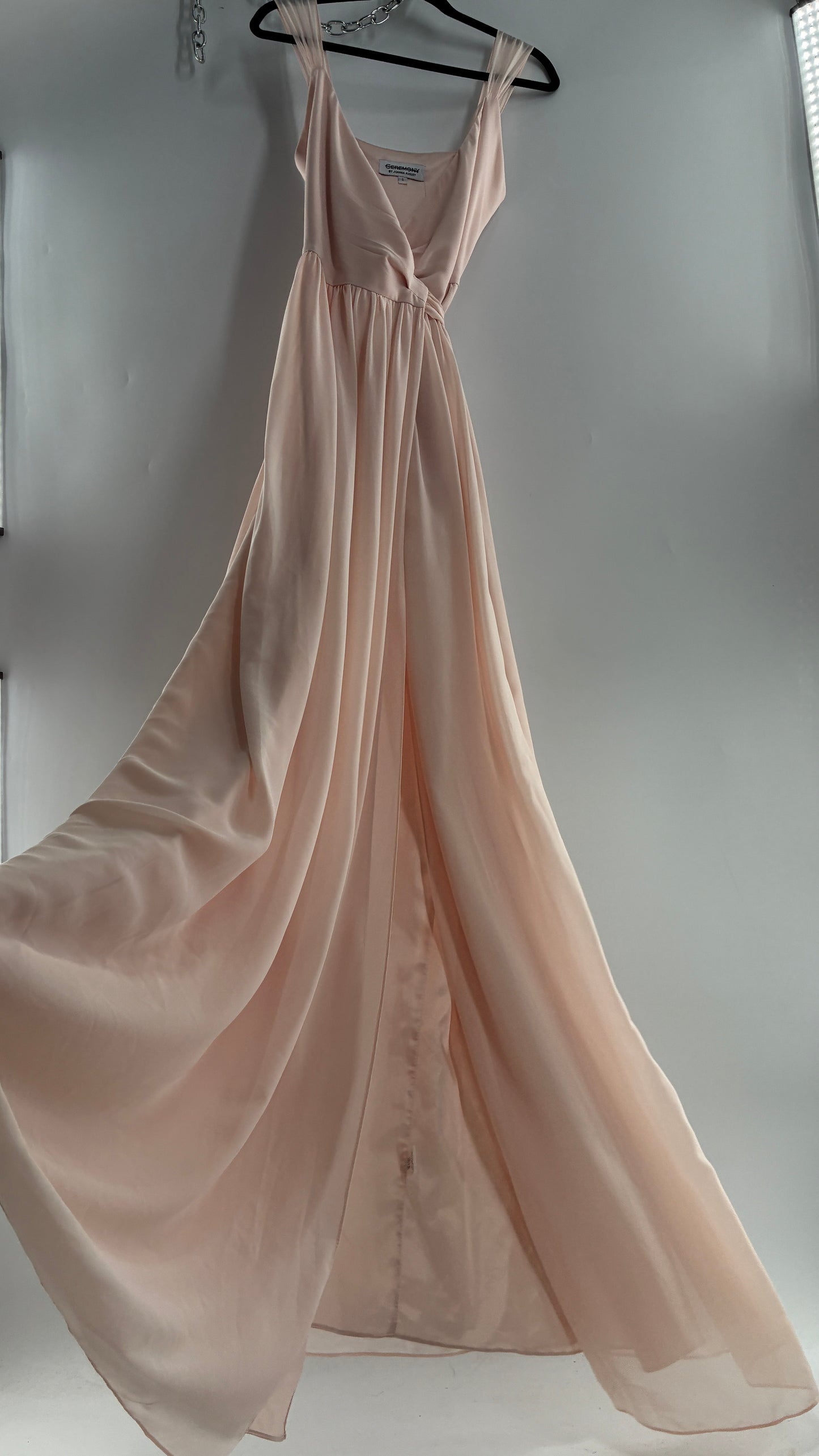 CEREMONY Joanna August Ballet Slipper Pink Vented Gown with Tied Waist (Small)
