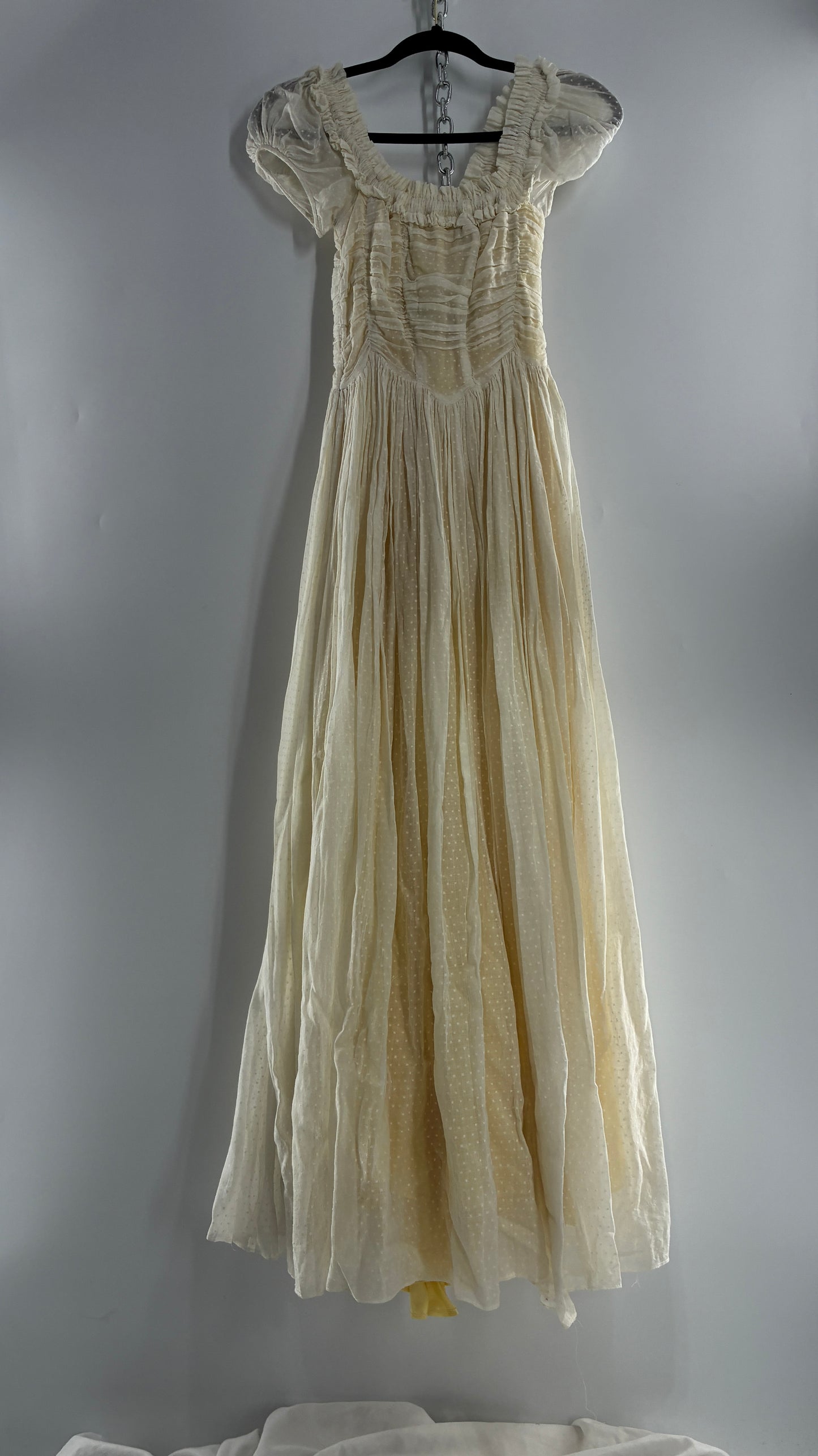 Vintage 1970s Off White Cotton Handmade Maxi Dress with Ruched Bodice, Puff Sleeves, and Polka Dot Texture (XS/S)