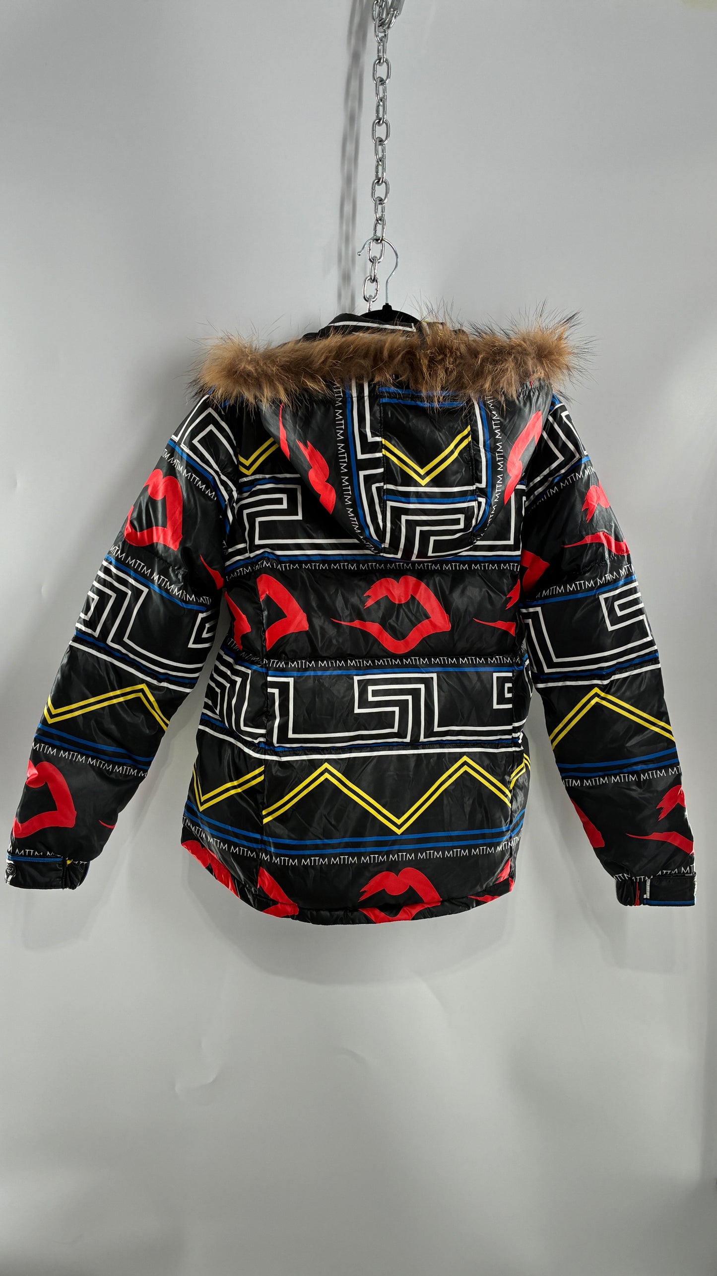 Vintage MARRIED TO THE MOB Graphic Puffer Jacket (Medium)