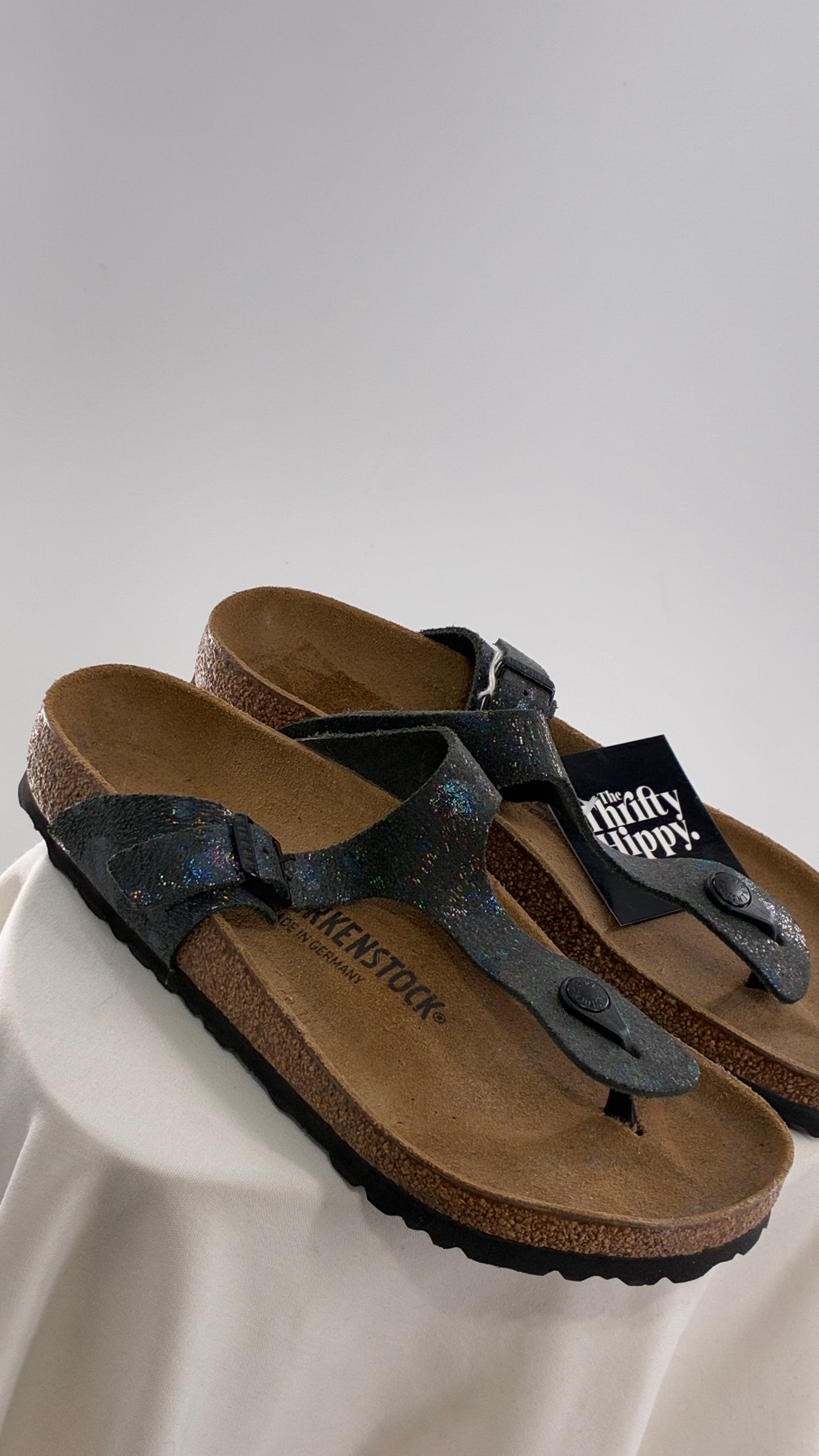 BIRKENSTOCK Sandal Iridescent Navy Thong Sandal with Tags Attached (40)