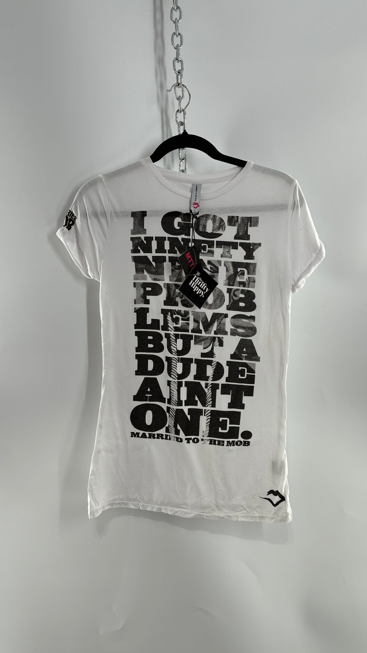 Vintage MARRIED TO THE MOB “I got 99 Problems But a Dude Ain’t One” White (Small)