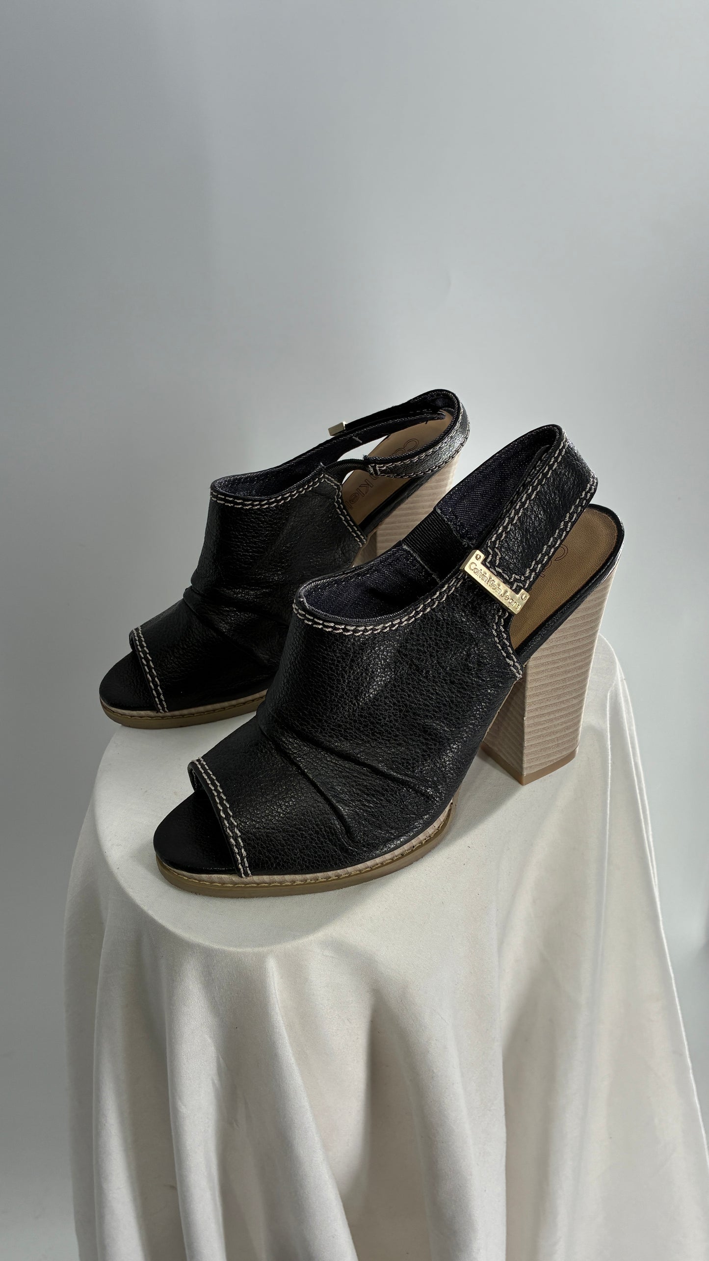 Calvin Klein Peep Toe, Ruched Black Leather Block Heel Slingbacks (7.5)