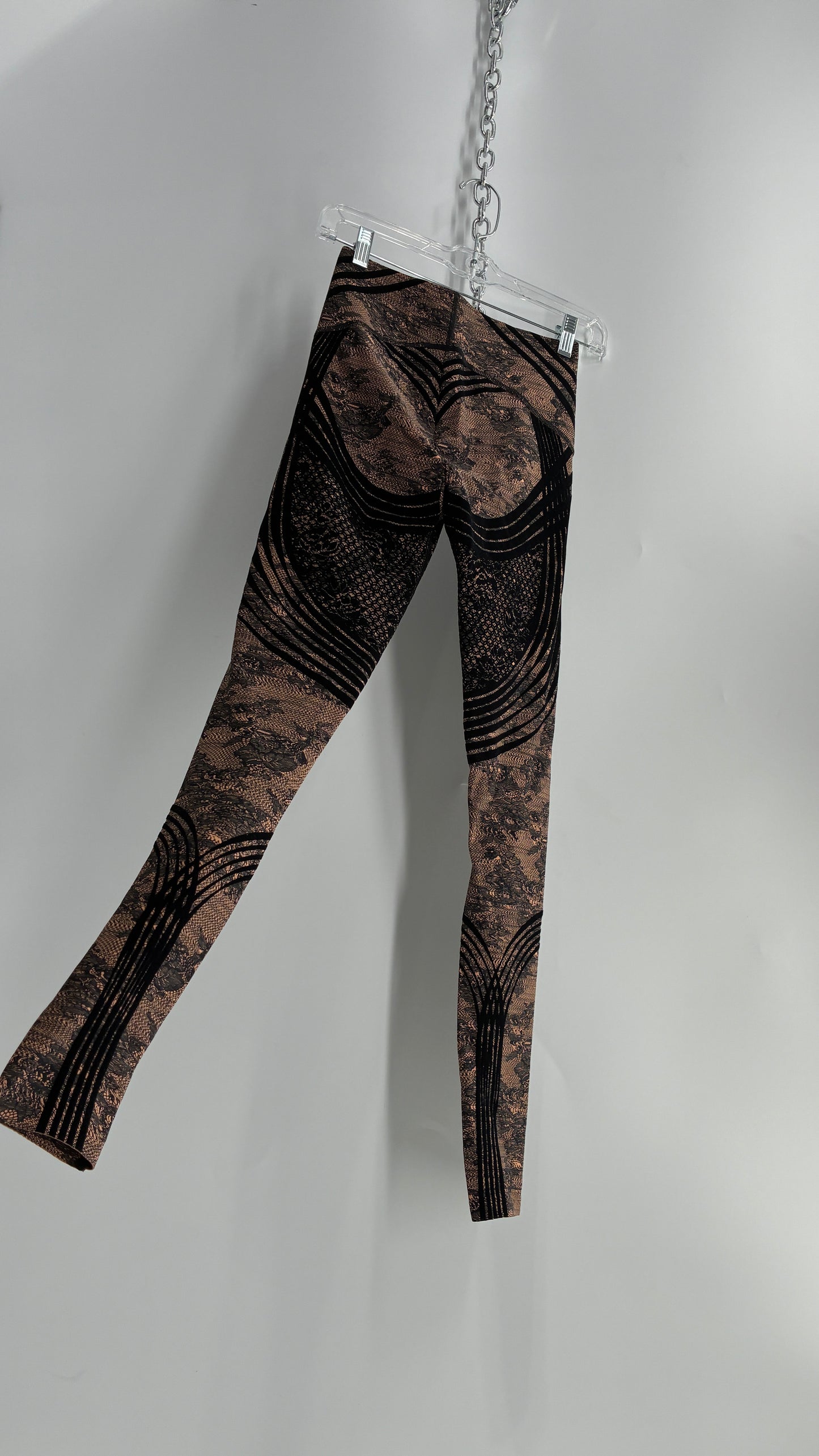 SAVAGE X FENTY Lace Patterned Legging with Sculpting Velvet Design (8-10)