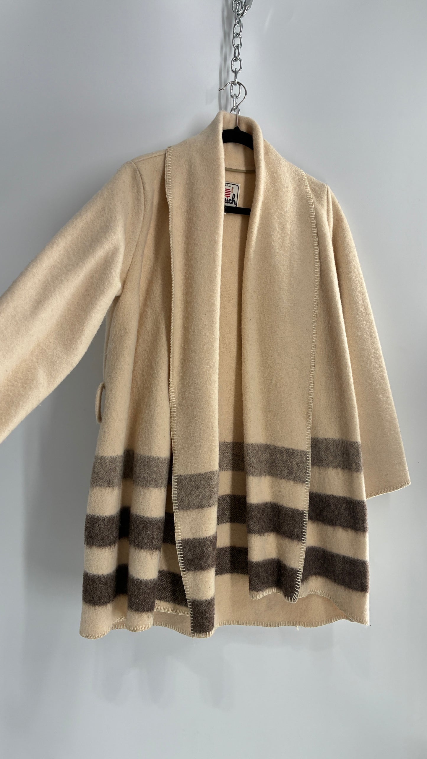 Vintage WOOLRICH Off White 100% Wool Striped Overcoat with Belt Loops (S/M)