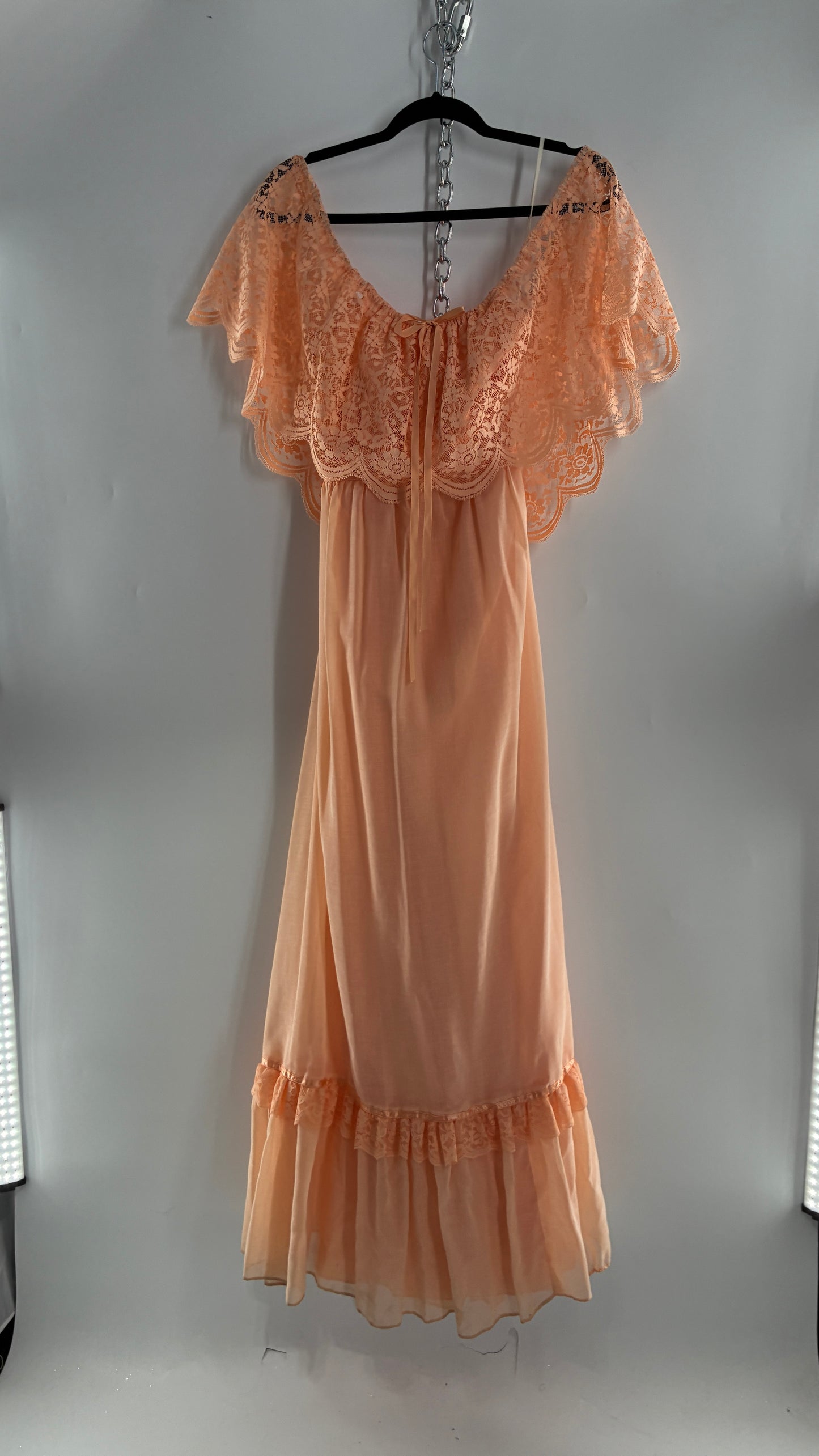 Vintage 1960s Ruffled Off the Shoulder Peach Full Length Voluminous Gown with Tie Back (9/10)