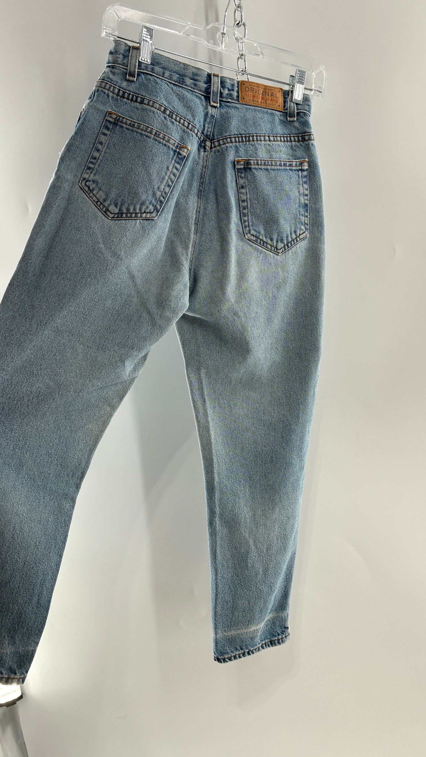 Vintage LIZWEAR Light Wash High Waisted Mom Jeans (4 Petite Short)