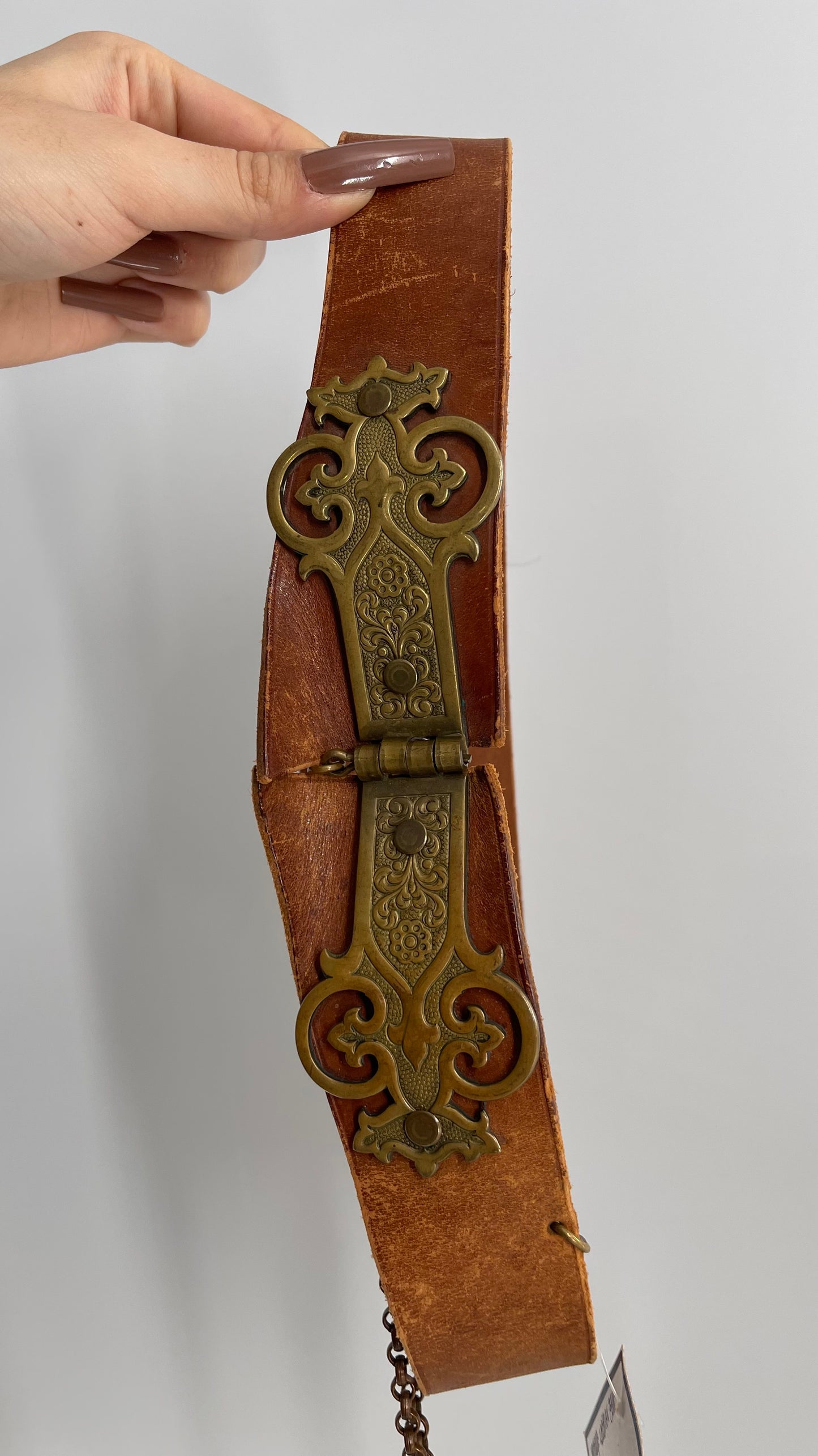 Vintage Antique Leather Waist Belt with Engraved Brass Brackets and Pin Closure (XS/S)