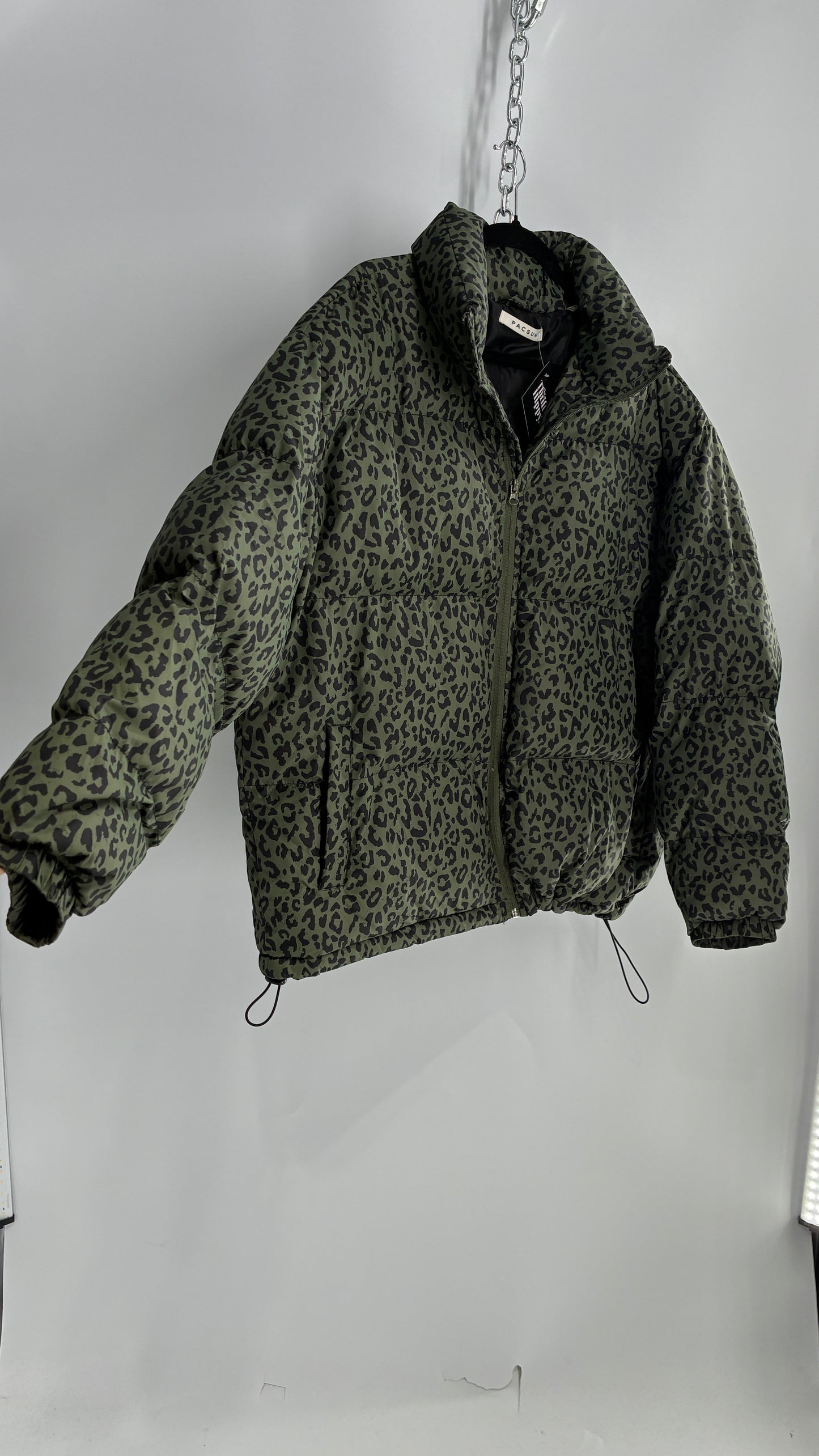 PACSUN Army Green Leopard Print Puffer Jacket (Large)
