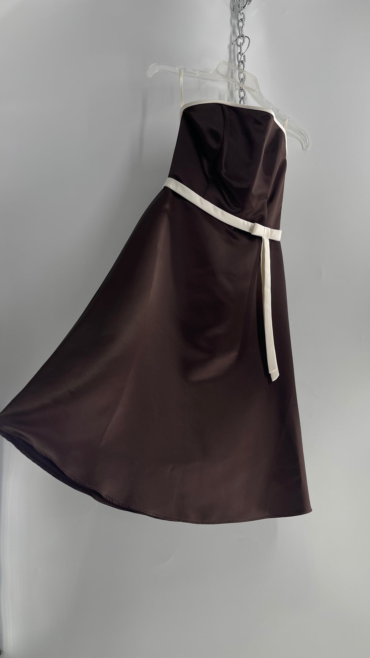 Vintage 90s Style Scott McClintock Dark Brown Satin A-Line Dress with Straight Bust Line (6)