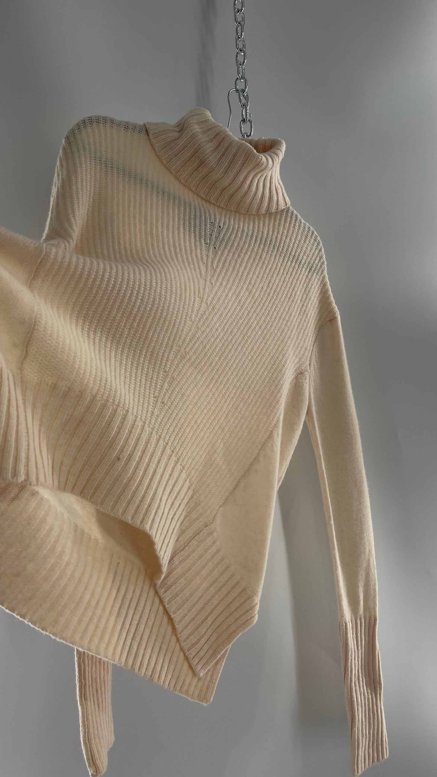 MOTH Anthropologie 80% Wool Ivory Off White Knit Turtle Neck Sweater (Small)
