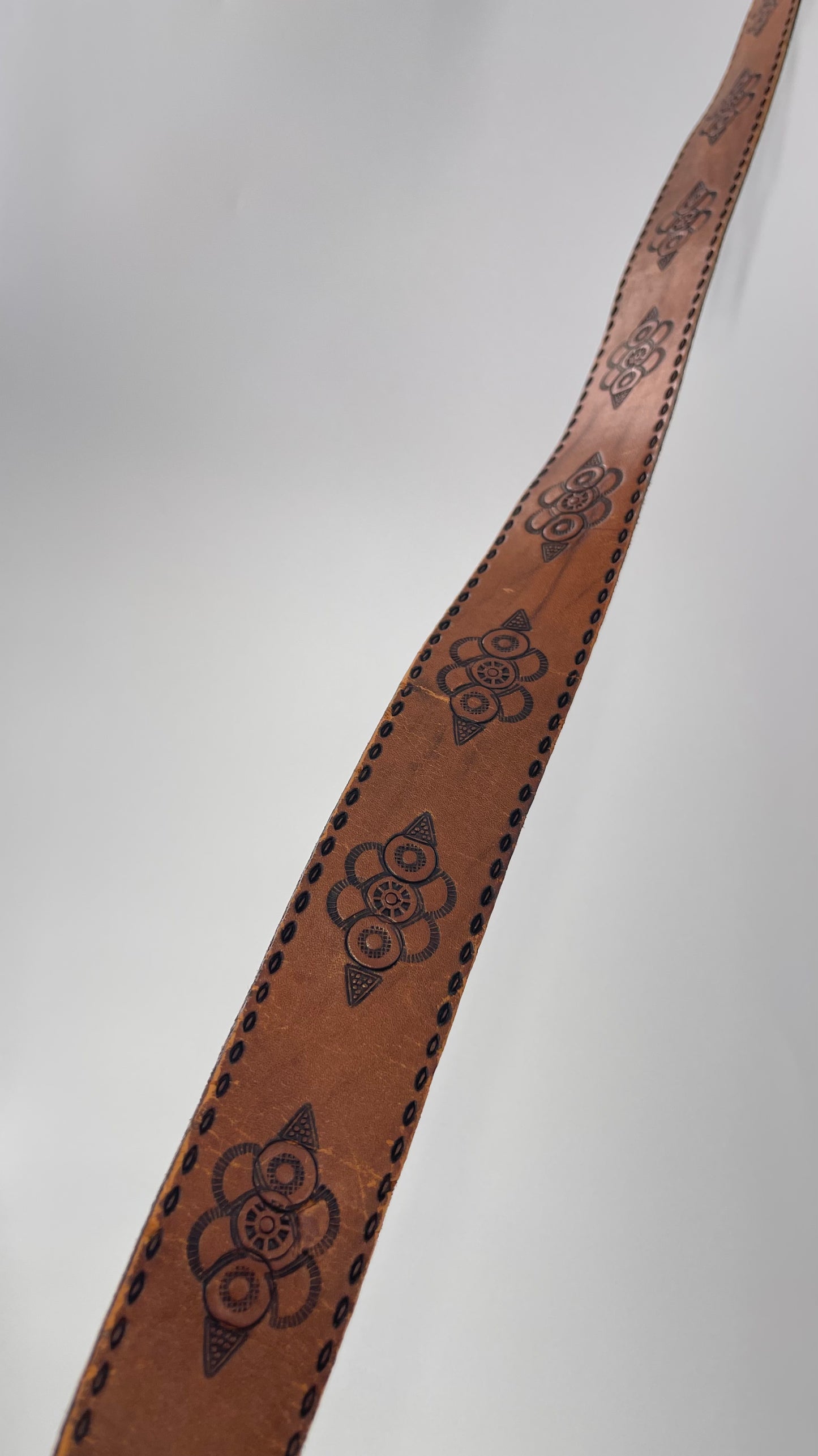 Vintage 70s Hand Tooled HandCrafted Embossed Genuine Leather Belt (S/M)