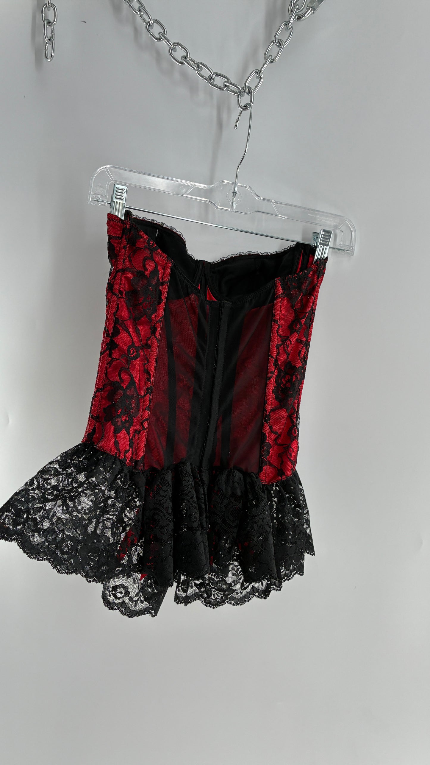 Vintage Frederick’s of Hollywood Red Black lace Overlay Corset with Bows and Ribbon Detailing (32)