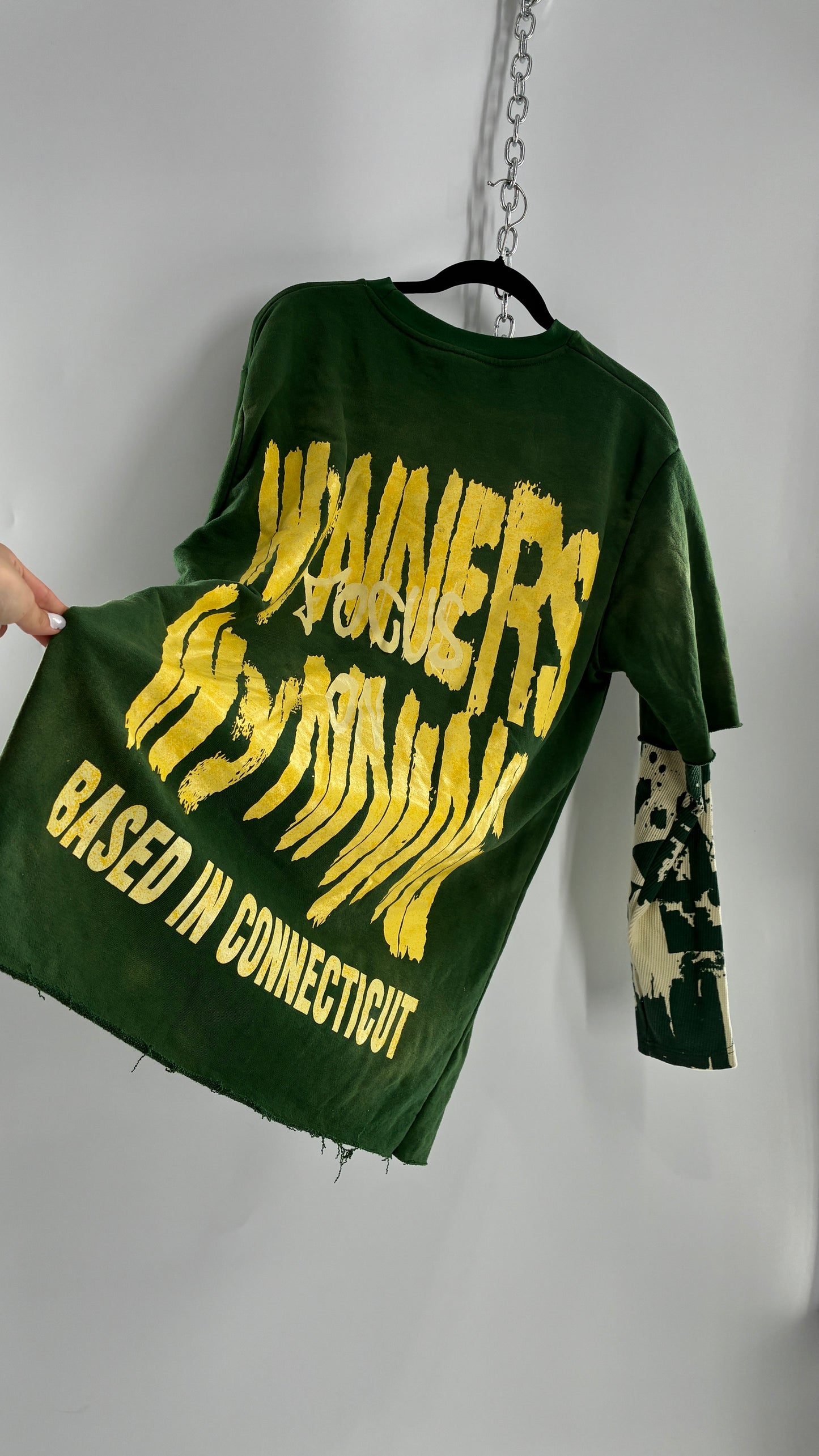 WYN Green Paint Splattered Henley/Baggy T Shirt Men’s Long Sleeve (XXXL)