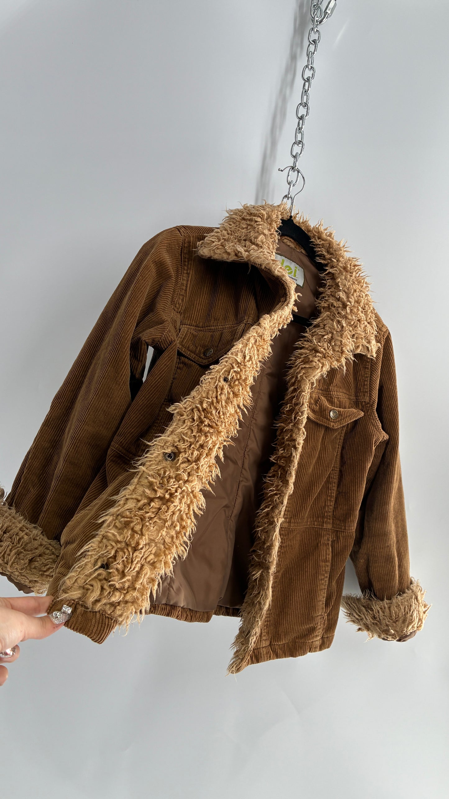 Vintage 1990s LEI Corduroy Jacket with Shearling Cuffs and Collar (Large)