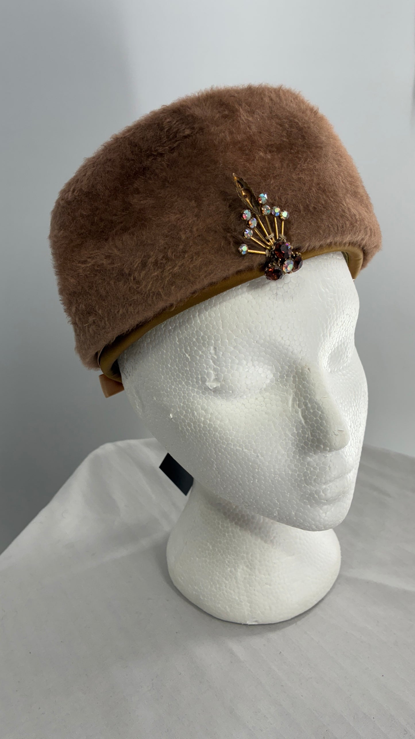 Vintage ROBBI LOU Brown Pillbox Hat