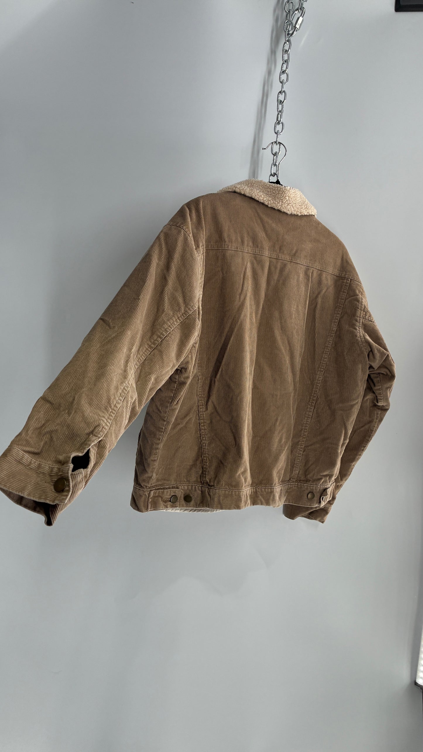 Vintage Brown Corduroy Jacket with Sherpa Lining and Collar (Adult S)