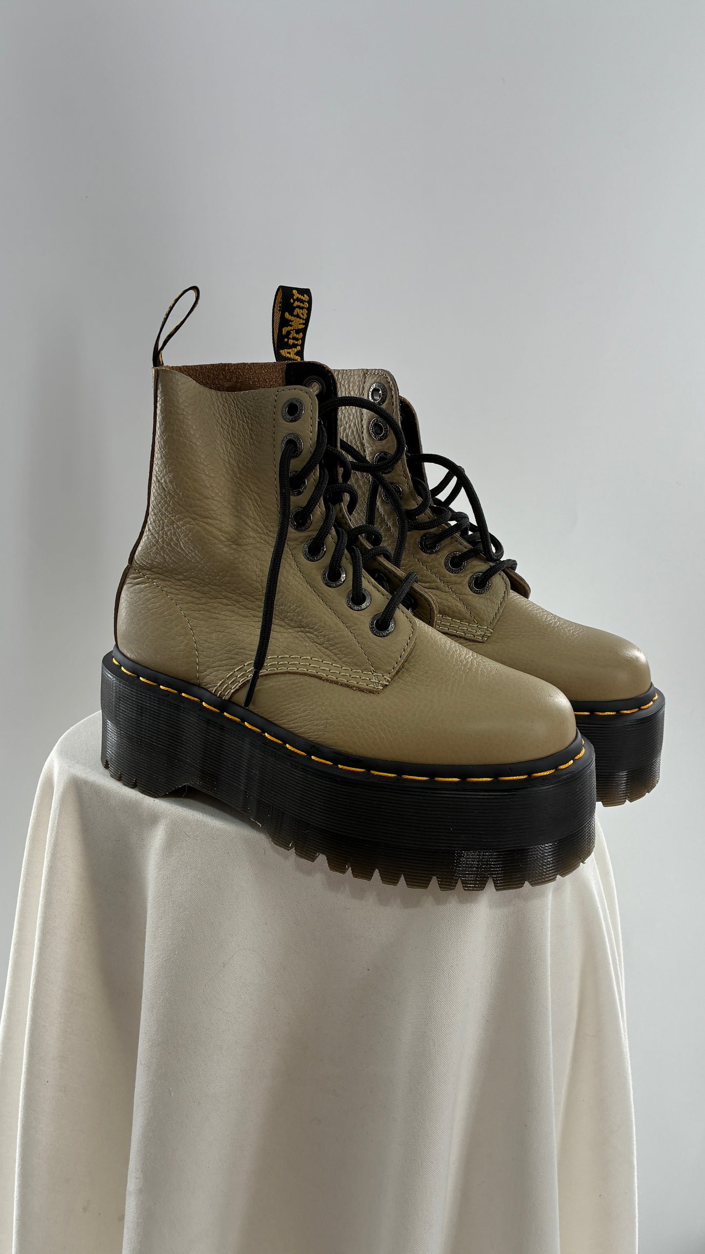Vintage Dr. Martens 1460 Pascal Max Platform Pale Olive Pisa Boot (6L)