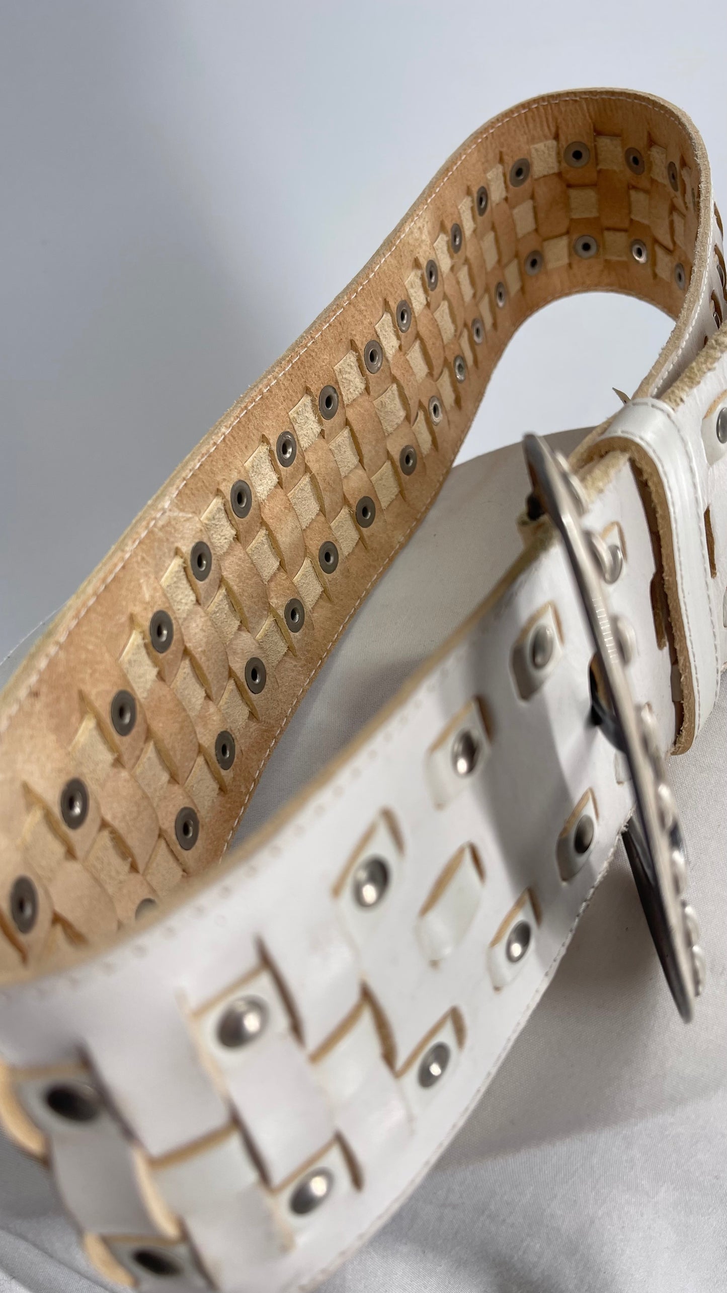 AVIÓN Wide Width Basket Woven Belt with Studs and Engraved Buckle (Small)