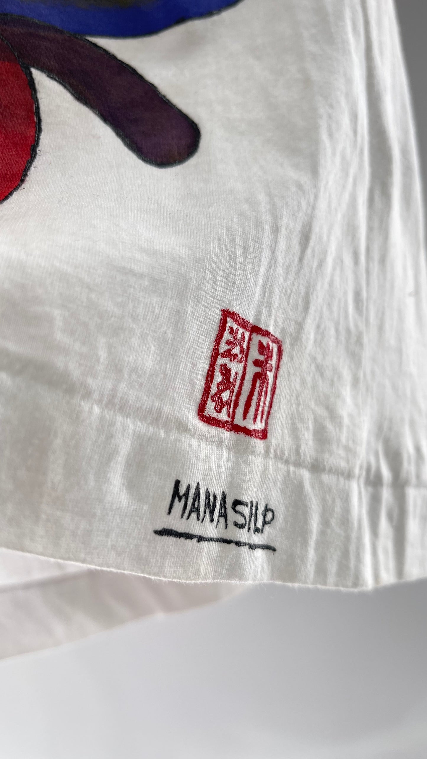 Vintage MANASLIP Hand Painted Swirls 80s T (C)(44)