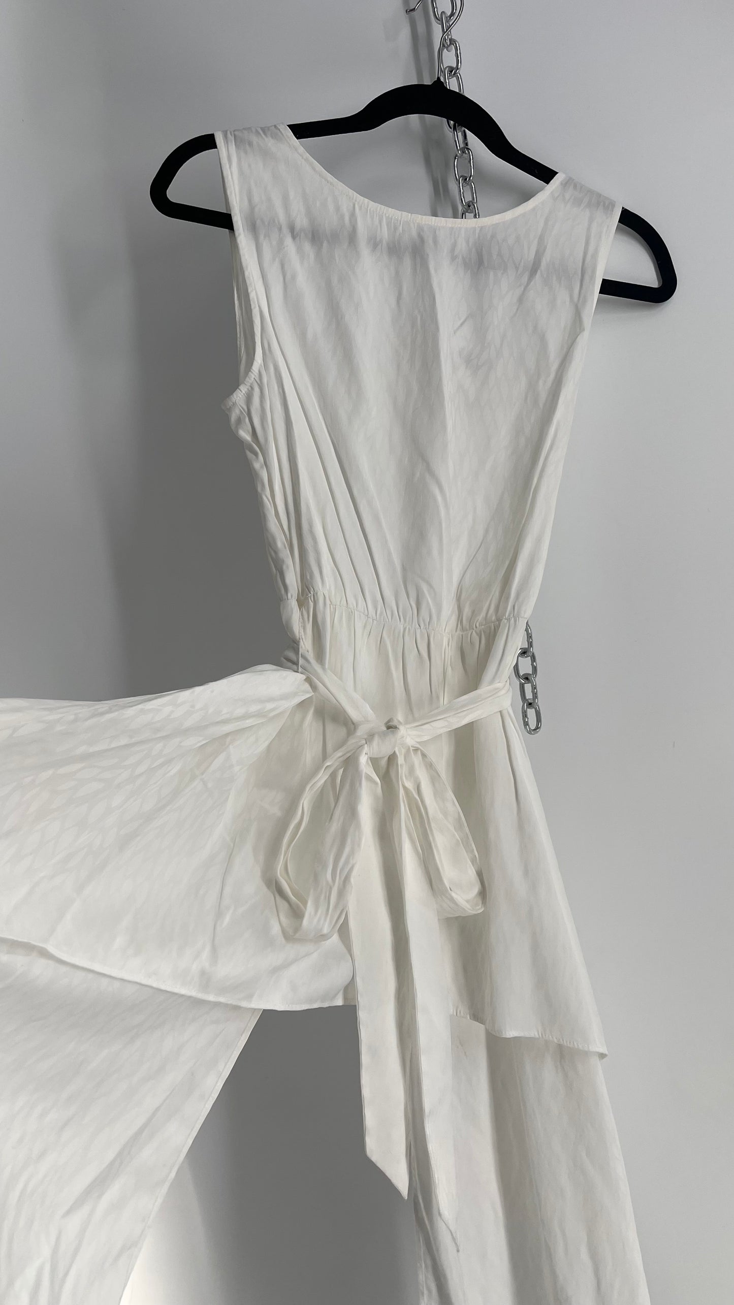 Sachin + Babi Anthropologie White Asymmetrical Hem Tunic Blouse (Medium)